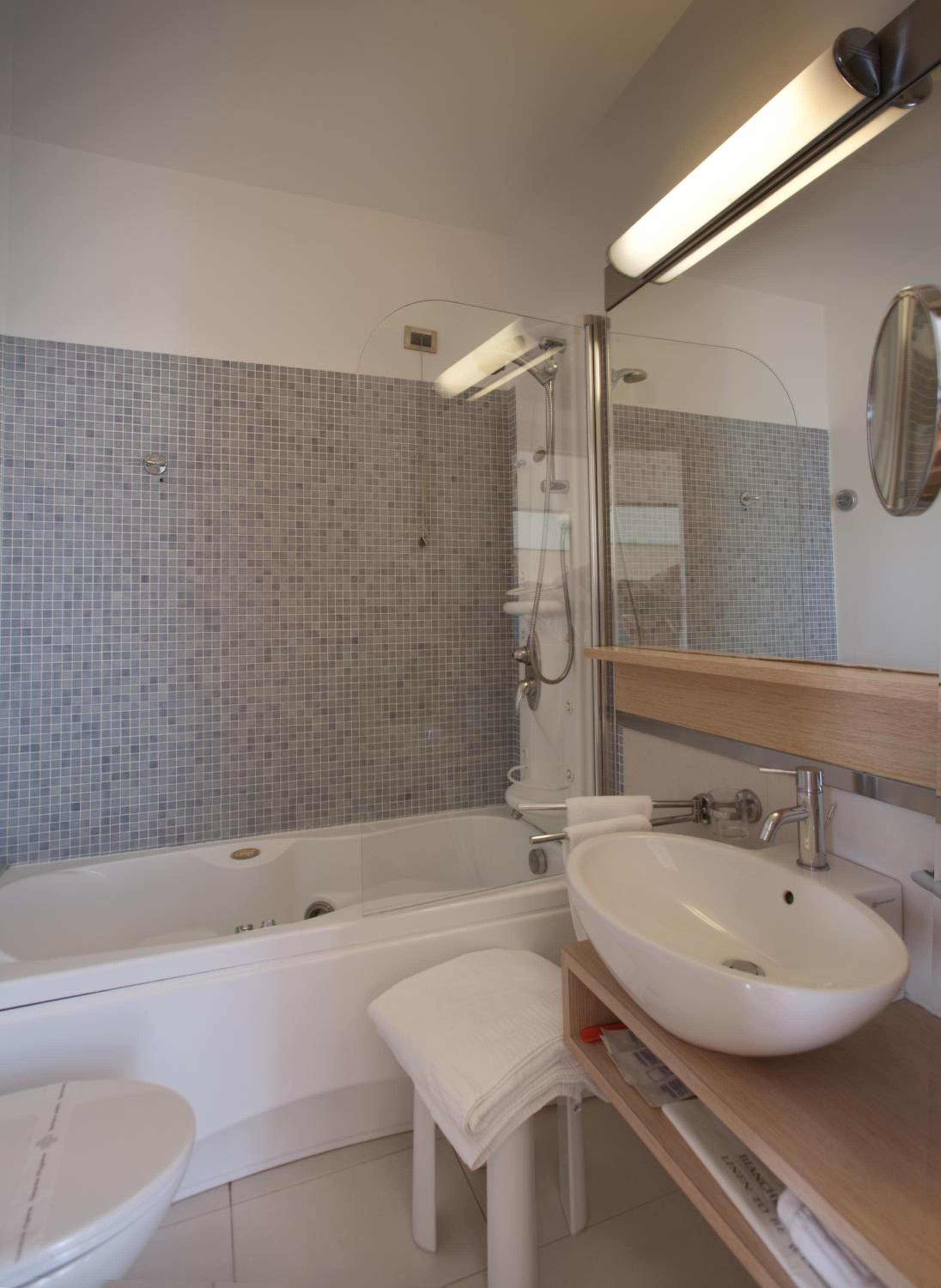 Superior Double Room - Photo 3
