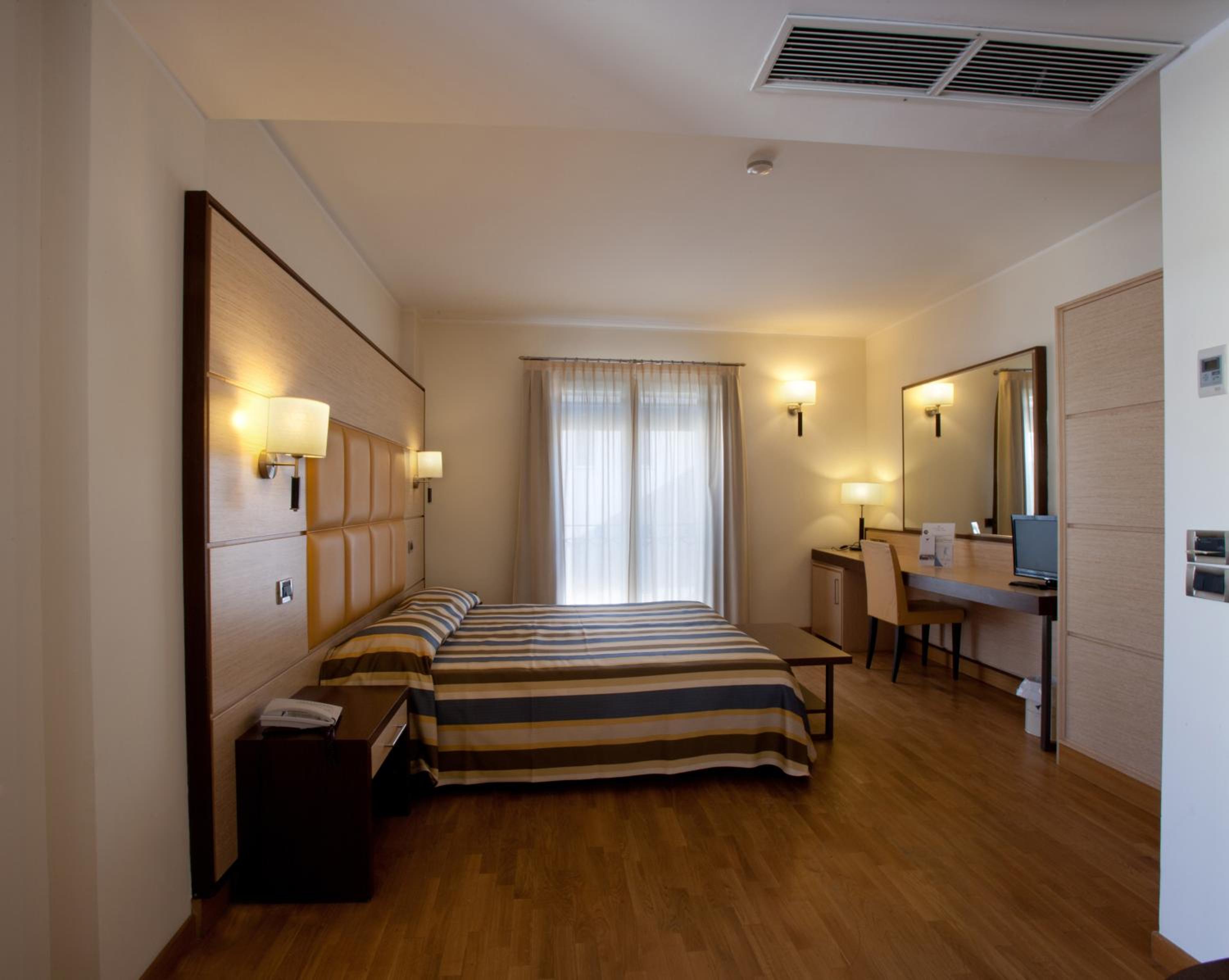 Executive Triple Room
