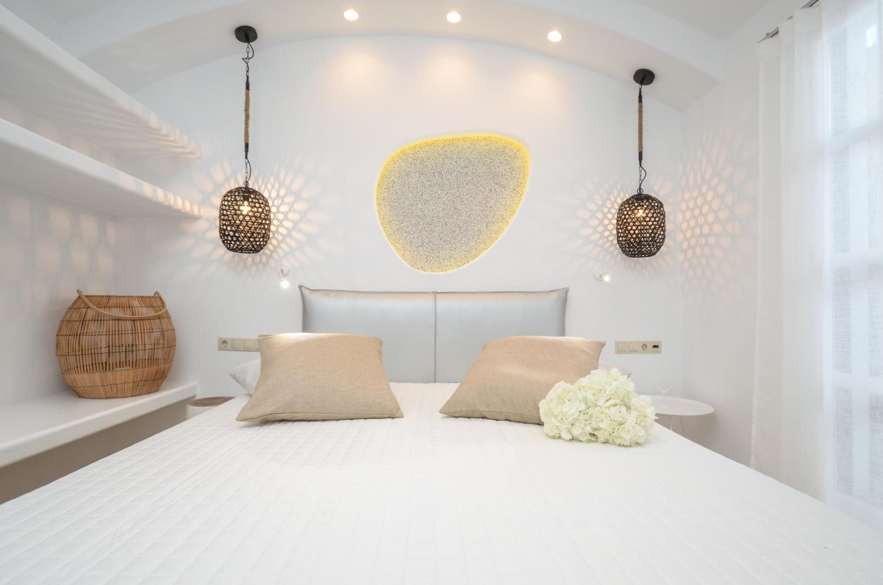 One-Bedroom Apartment - Photo 15