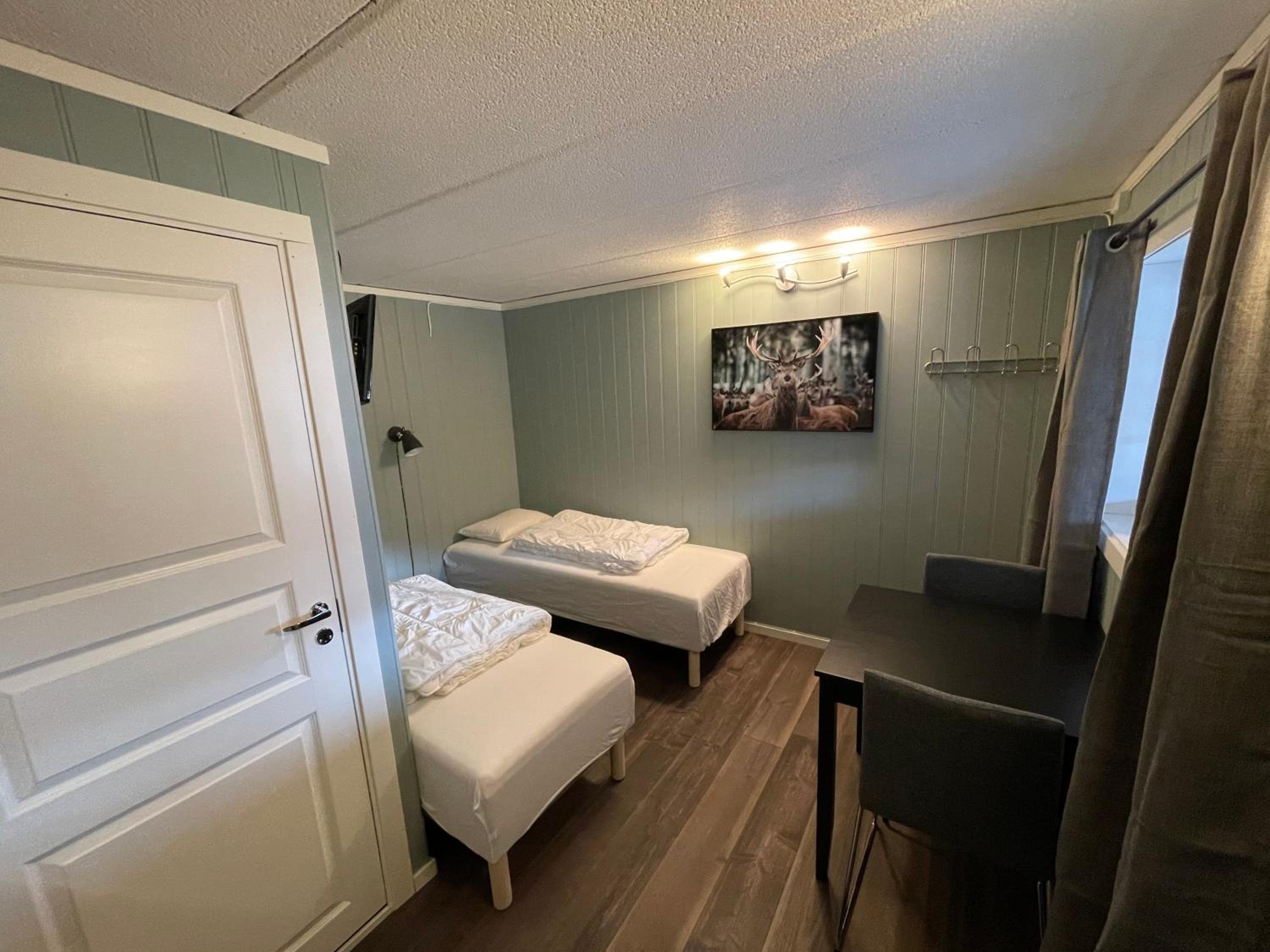 Economy Double Room - Photo 1