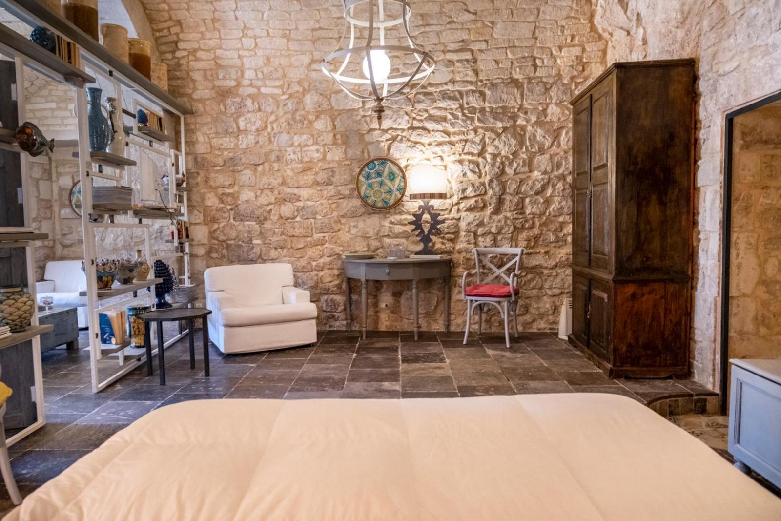 One-Bedroom House photo 2
