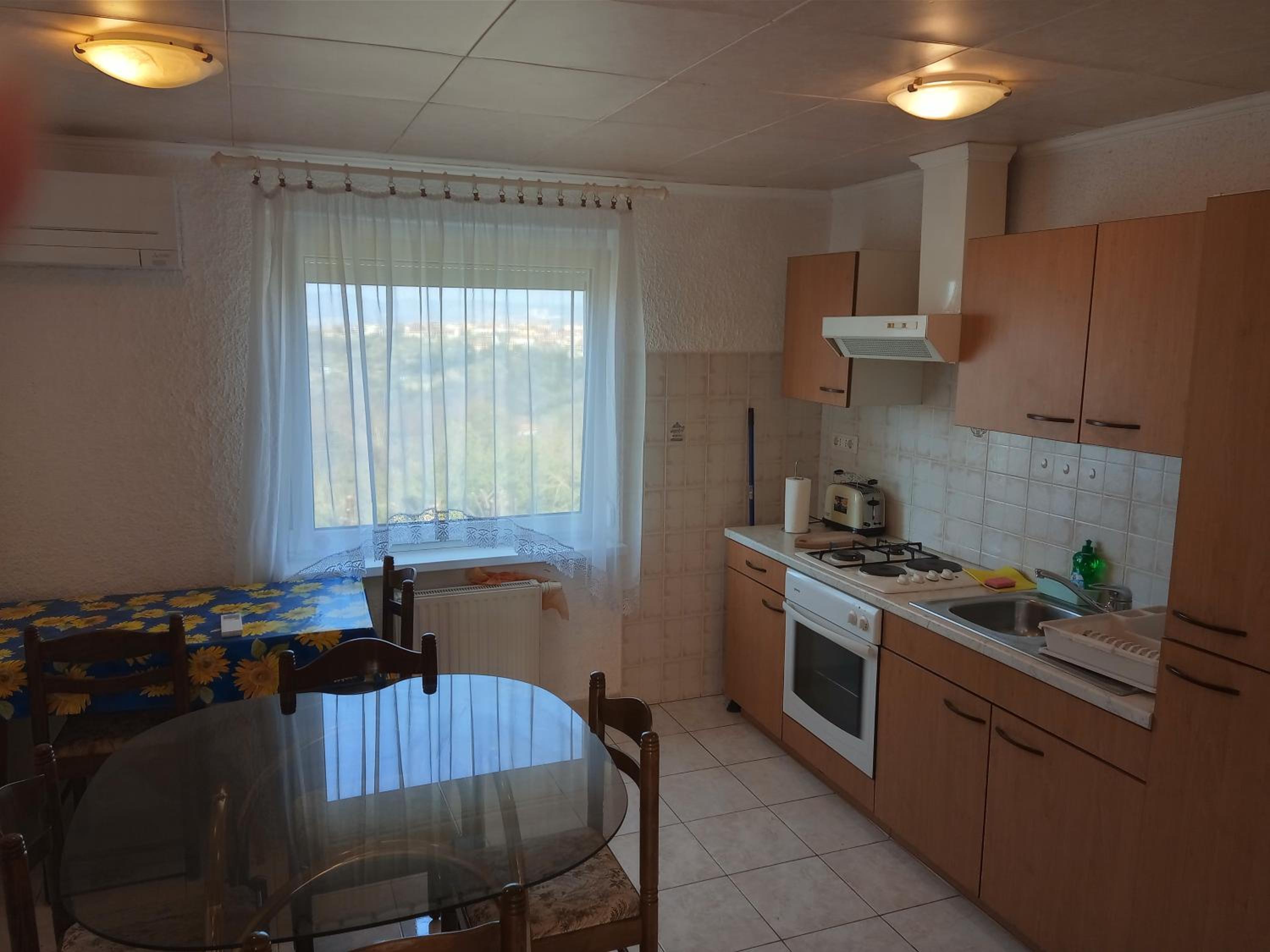 Double Room with Shared Bathroom photo 3
