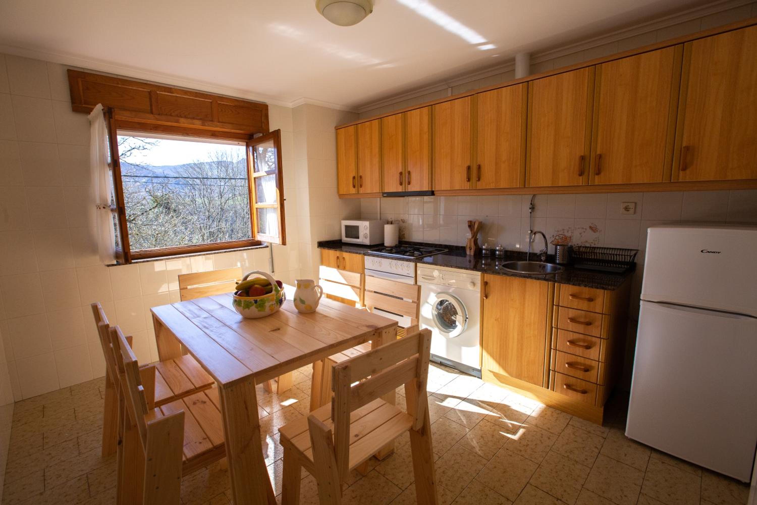 Three-Bedroom Townhouse - Photo 12