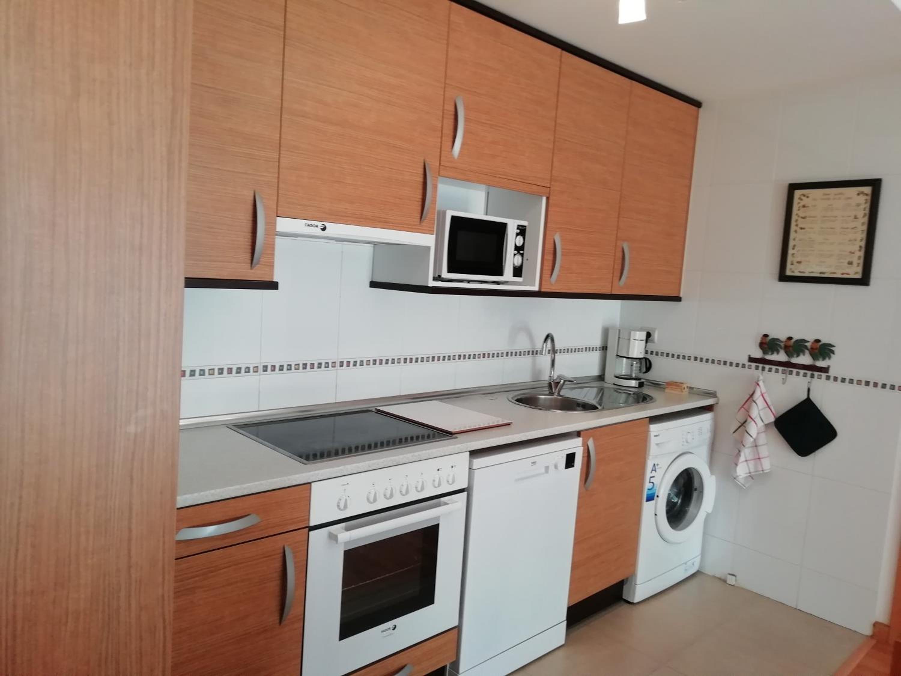 Apartment - Photo 34