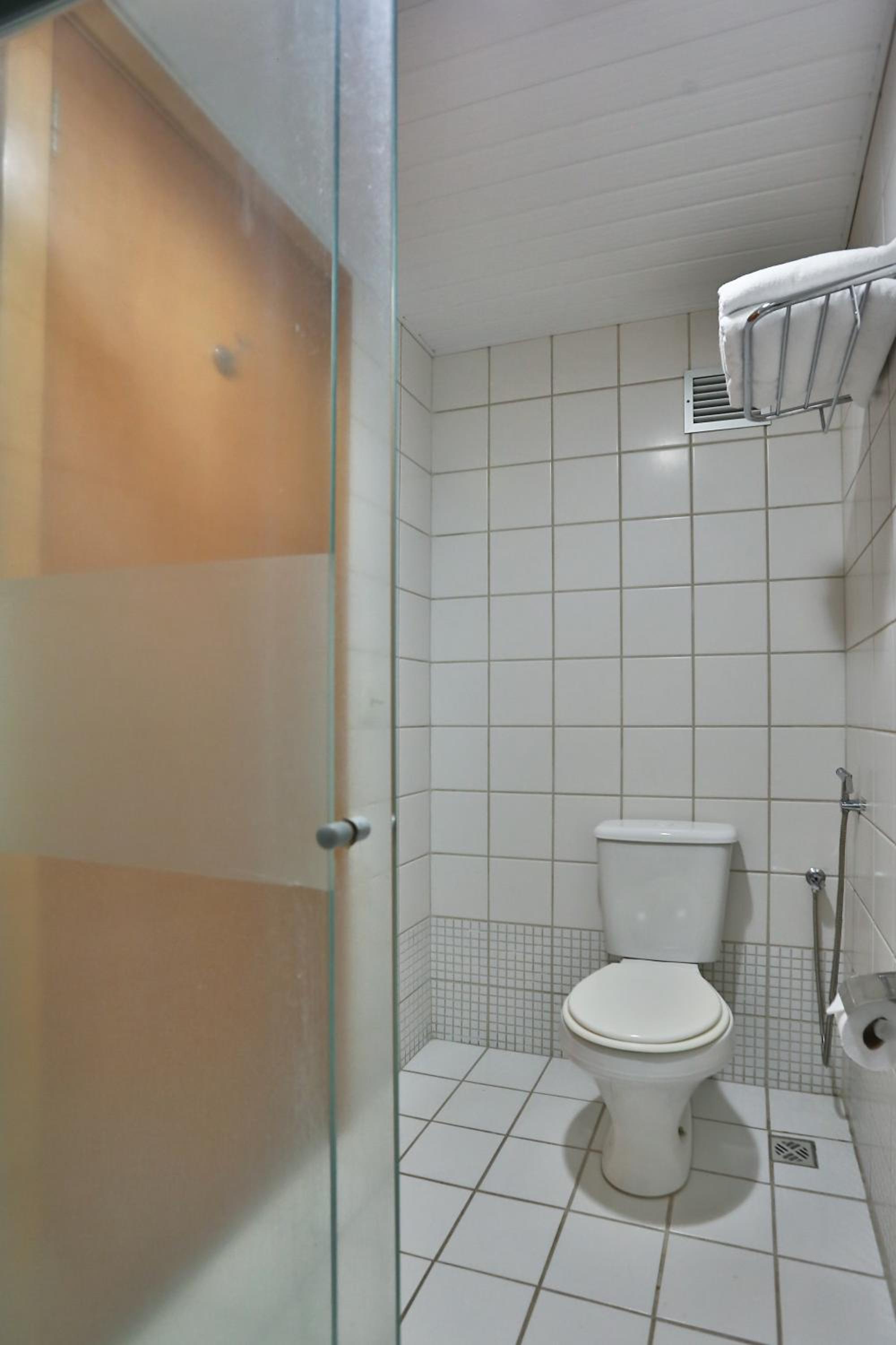 Executive Twin Room - Photo 4