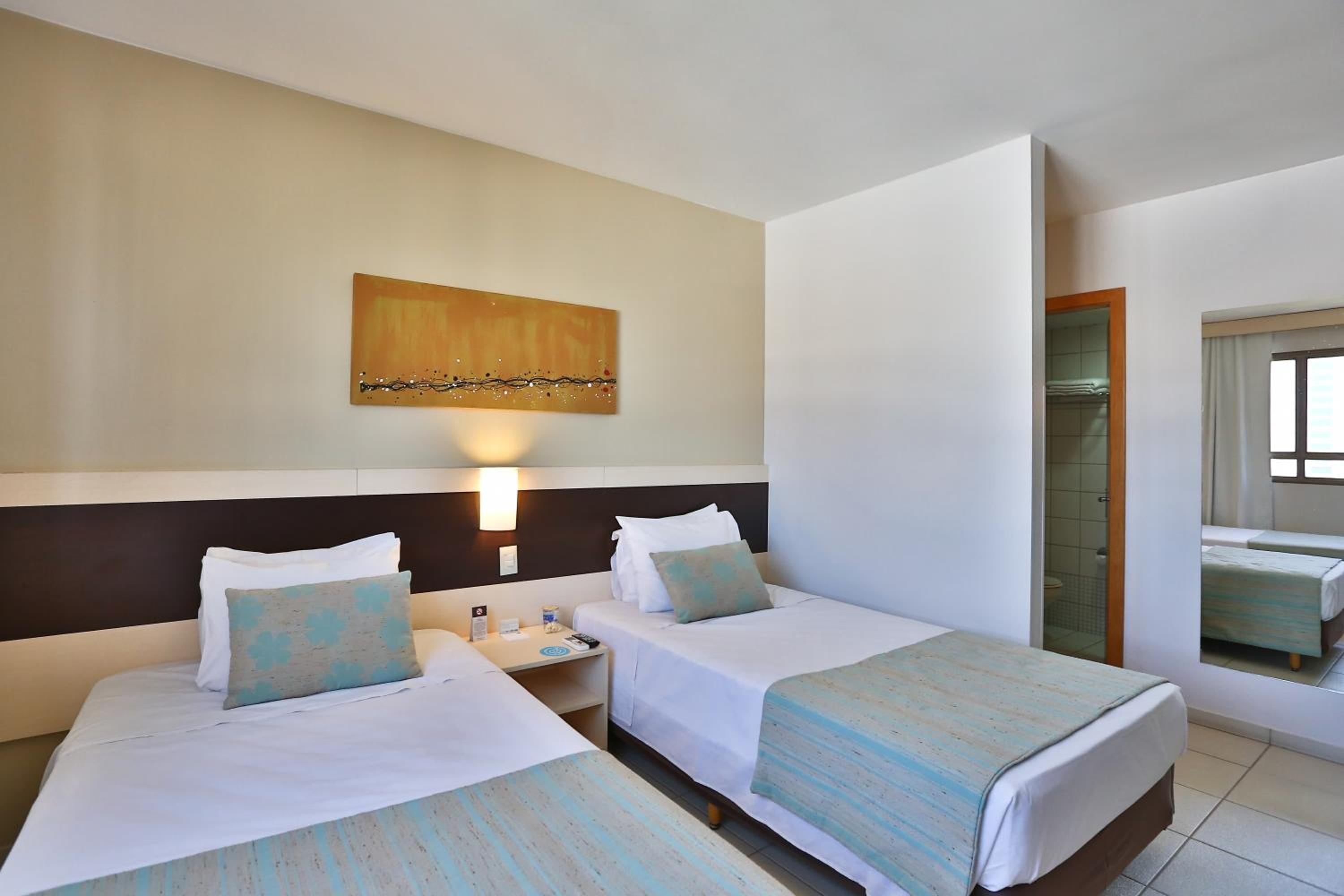 Executive Twin Room - Photo 3