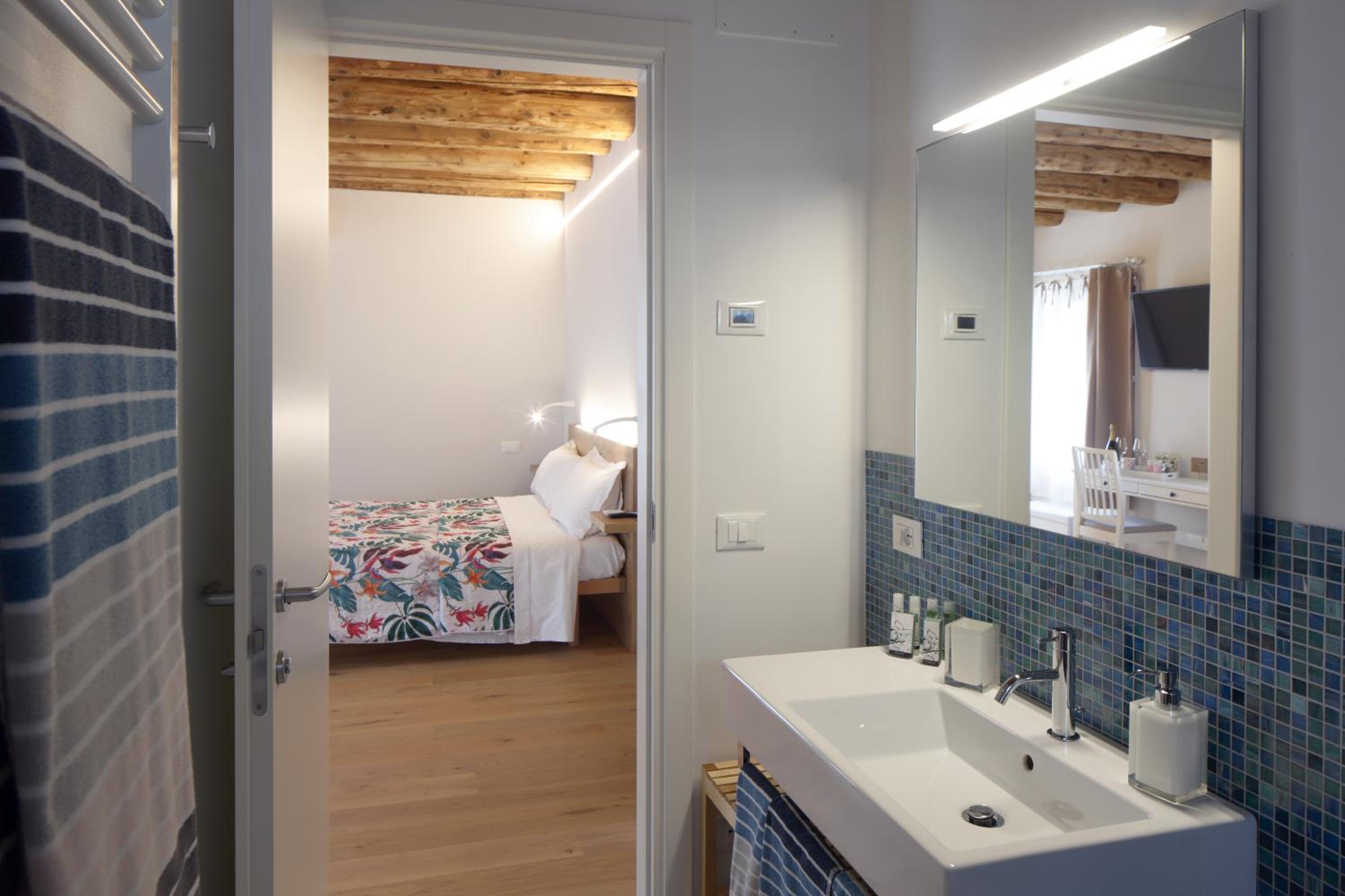 Family Junior Suite - Photo 7