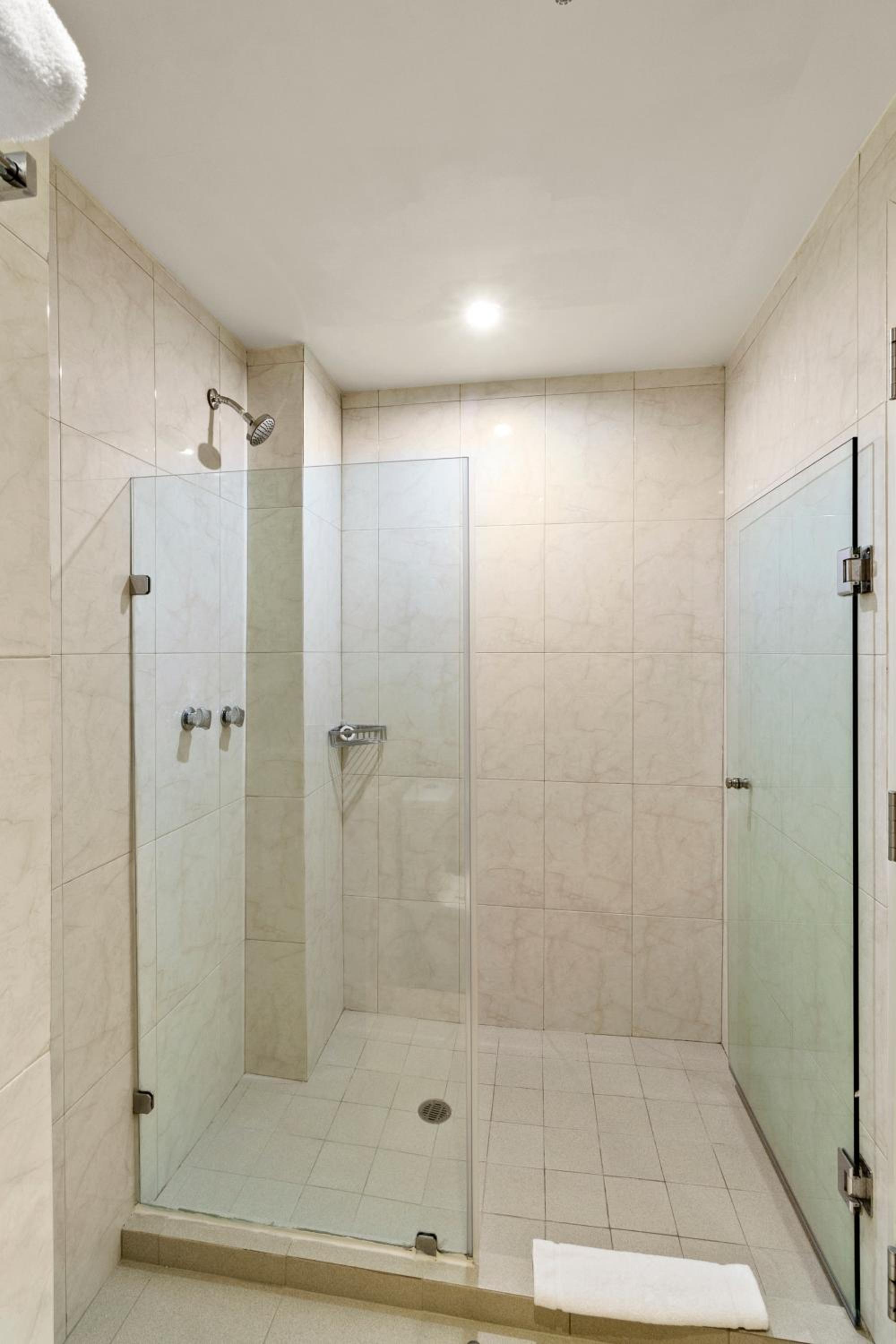 Double Room with Two Double Beds - Non-Smoking