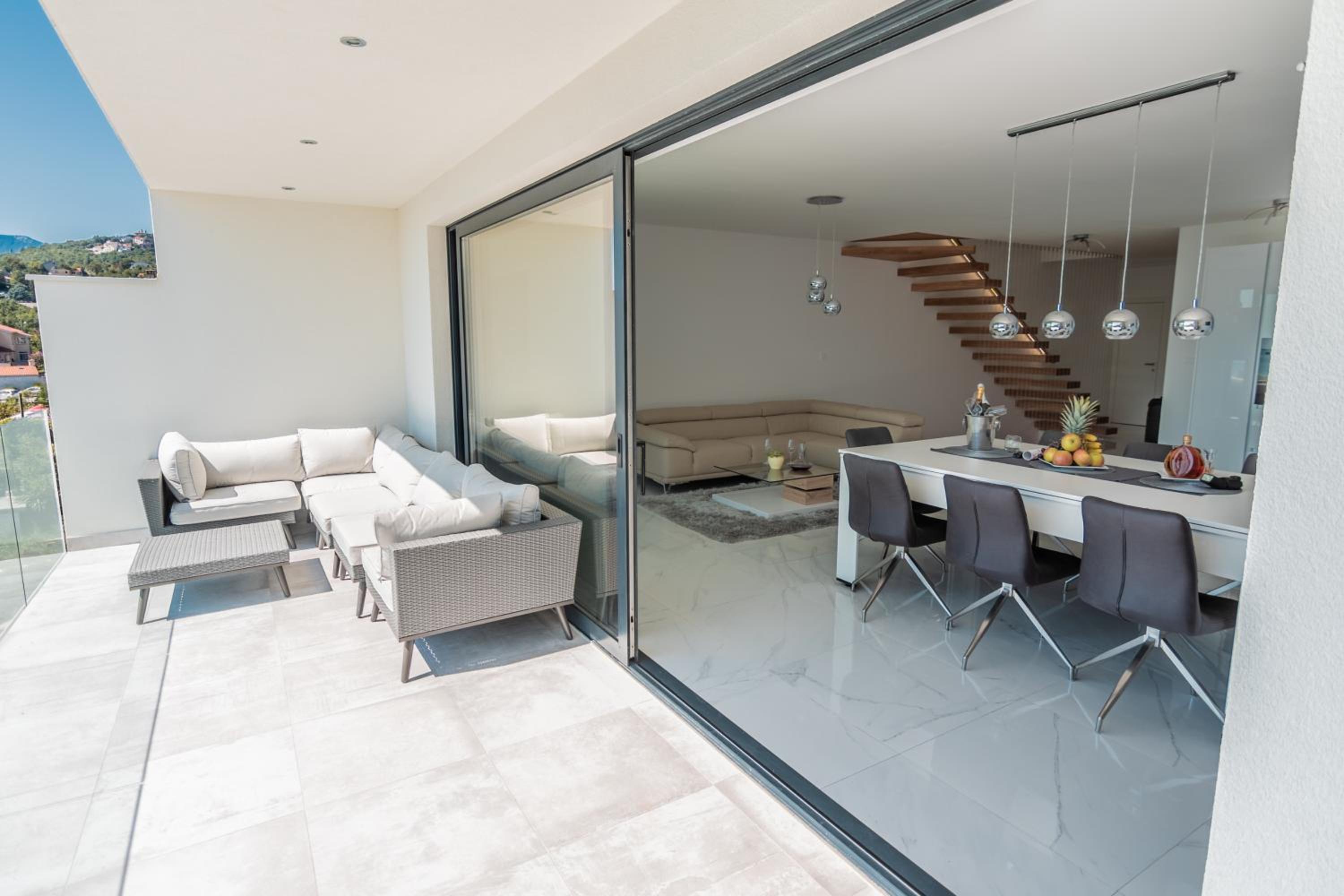 Villa with Sea View photo 3
