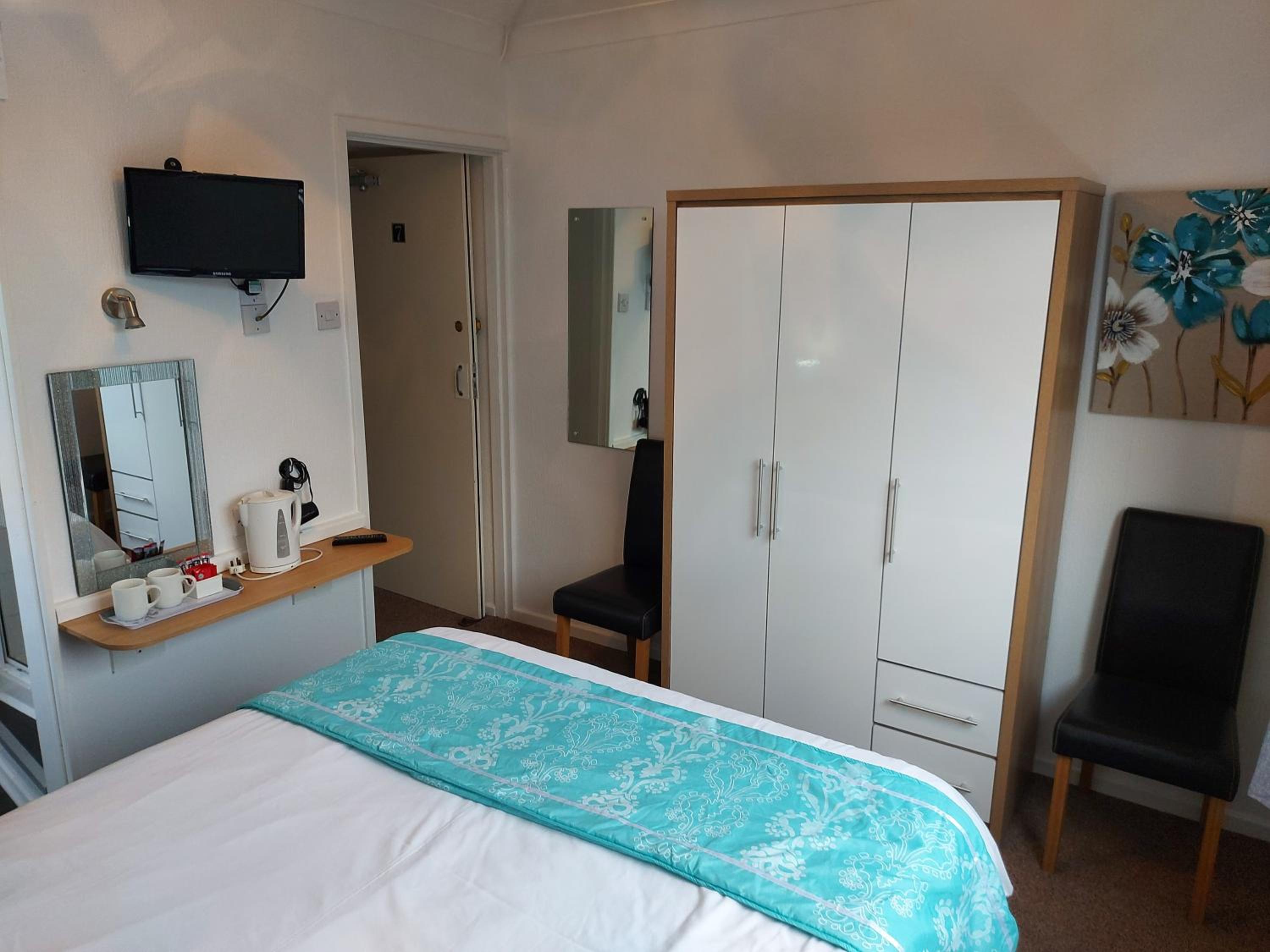 Family Suite - Photo 7