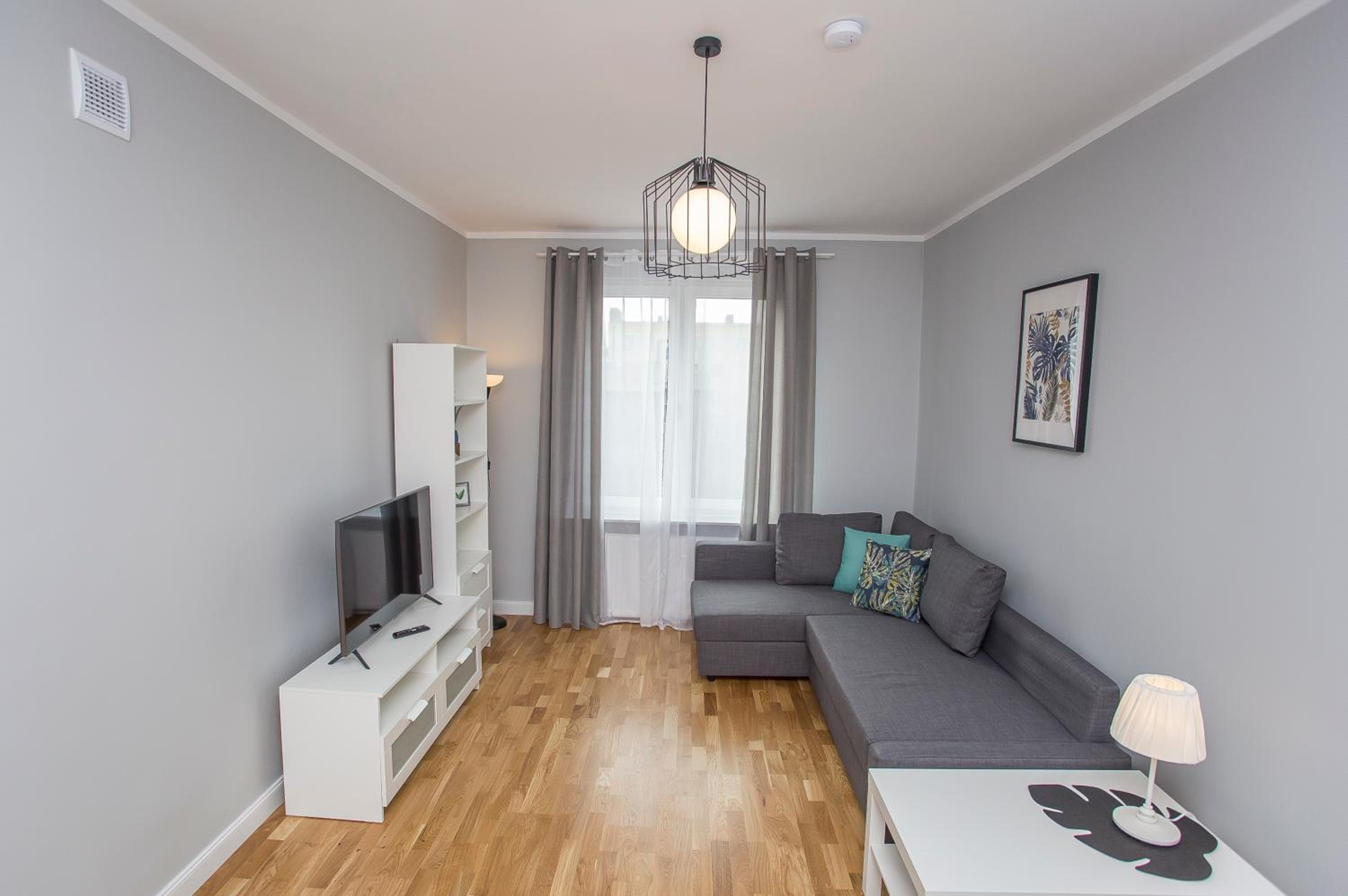 One-Bedroom Apartment - Photo 28