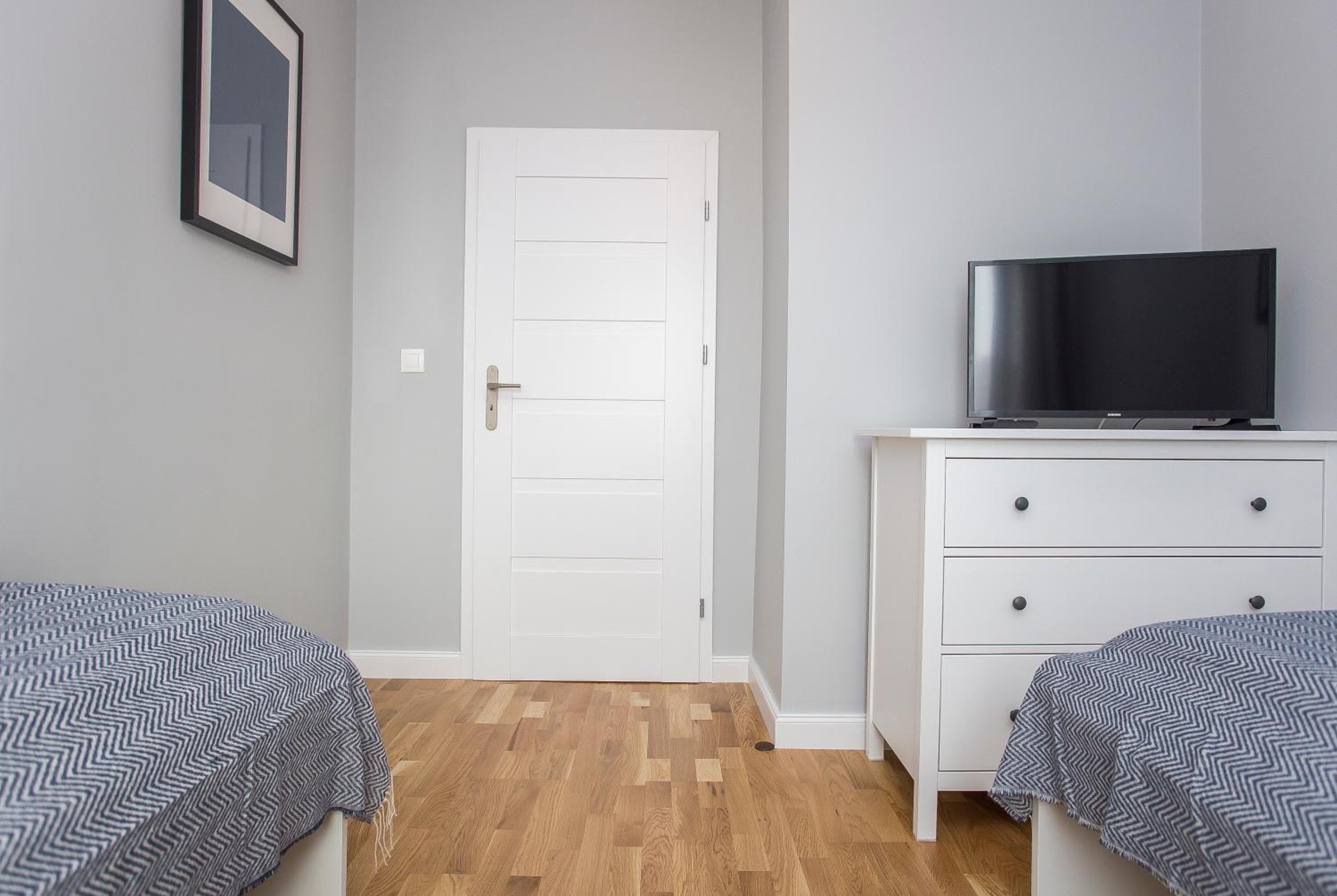 One-Bedroom Apartment - Photo 36