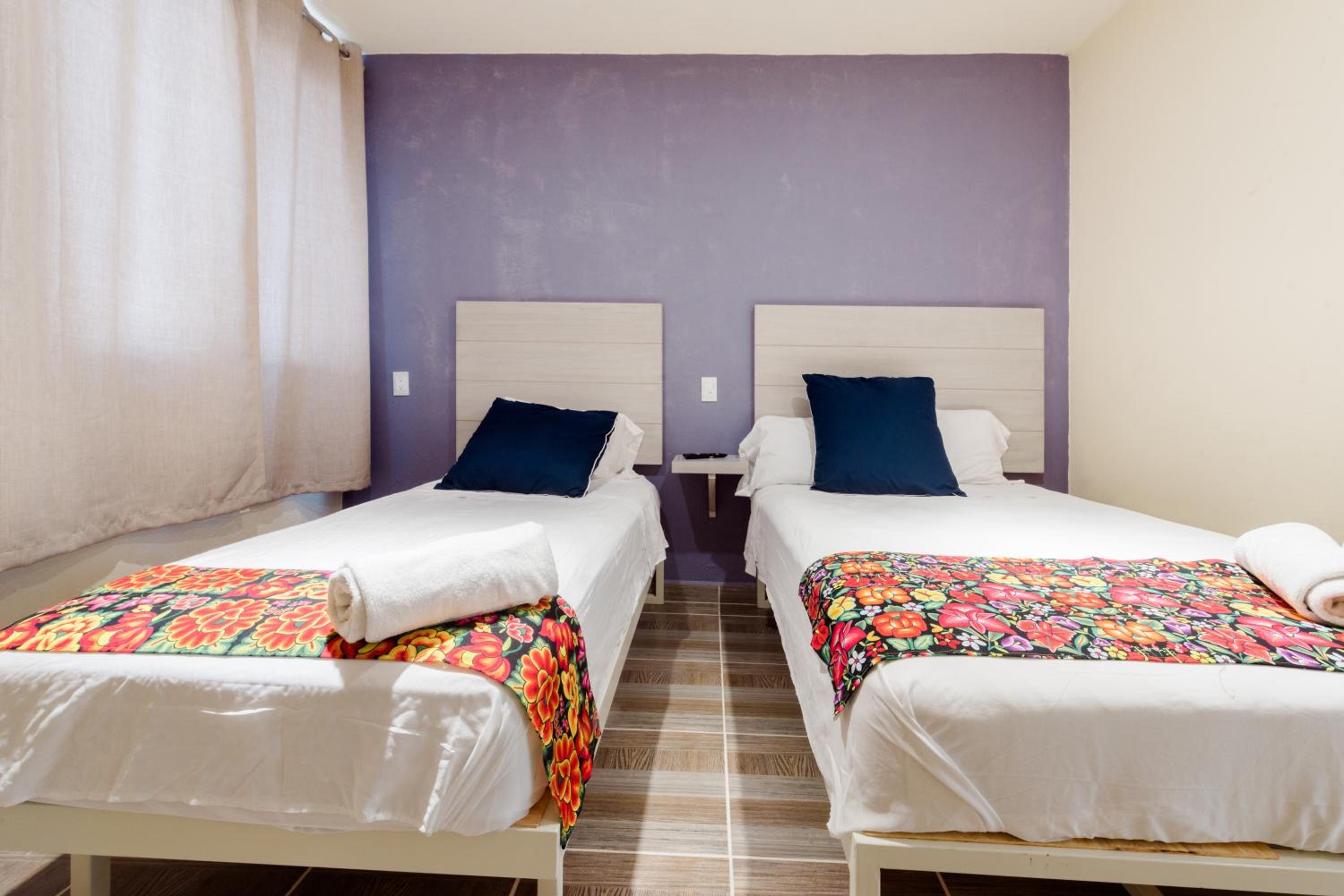 Classic Triple Room - Photo 1