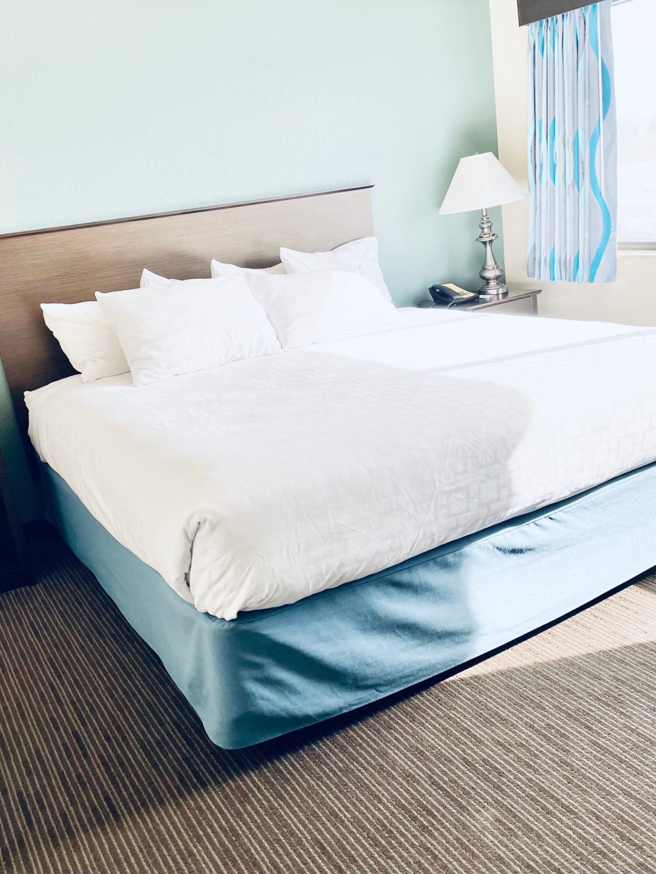 King Room - Mobility Access/Non-Smoking