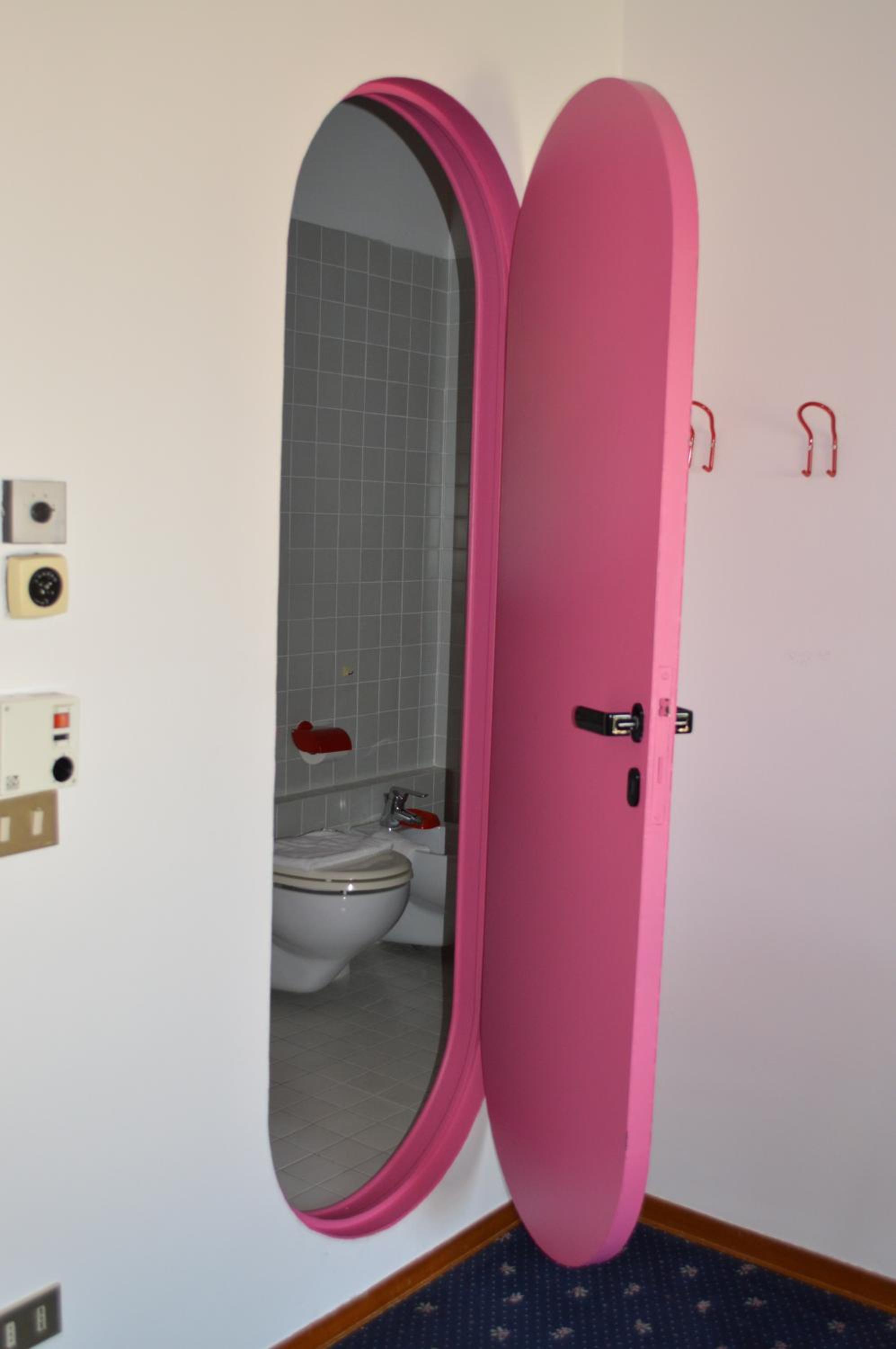 Double Room - Photo 8