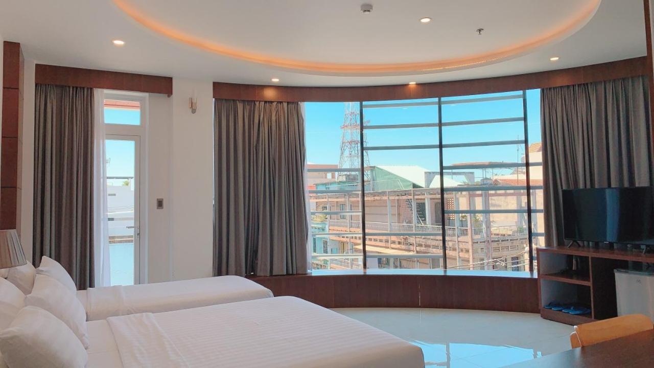 Deluxe Triple Room photo 3