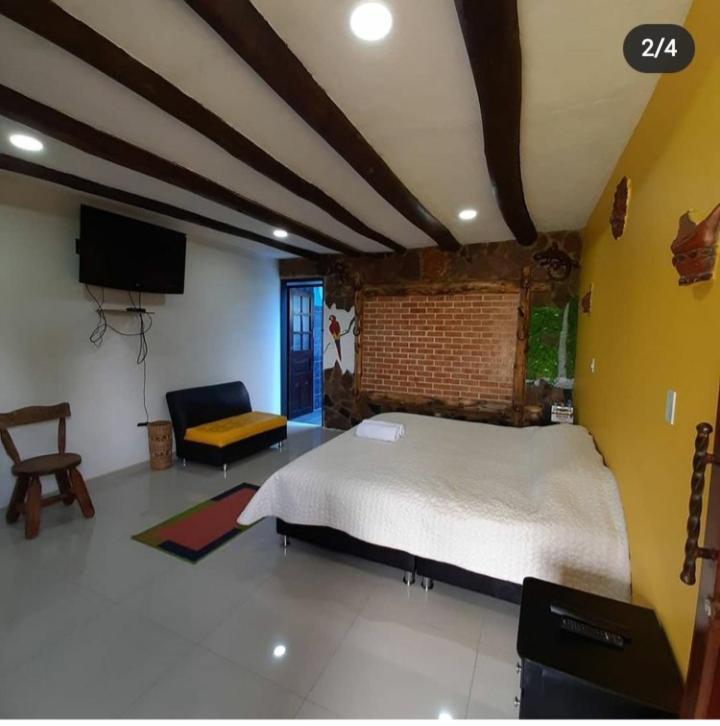Deluxe King Room photo 1