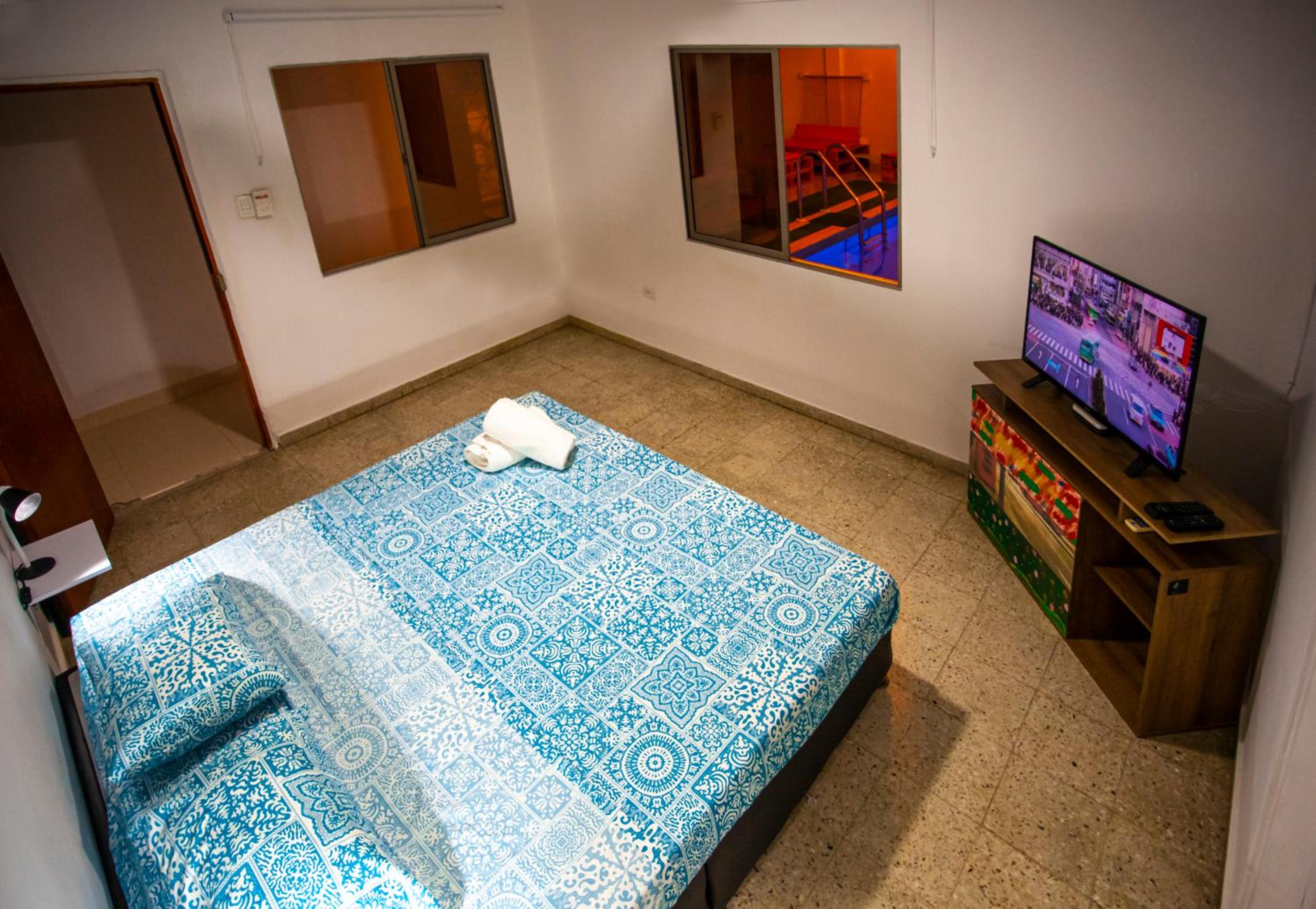 Deluxe King Room photo 2