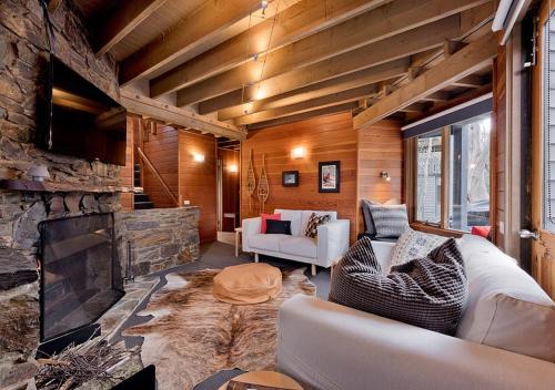 Four-Bedroom House photo 2