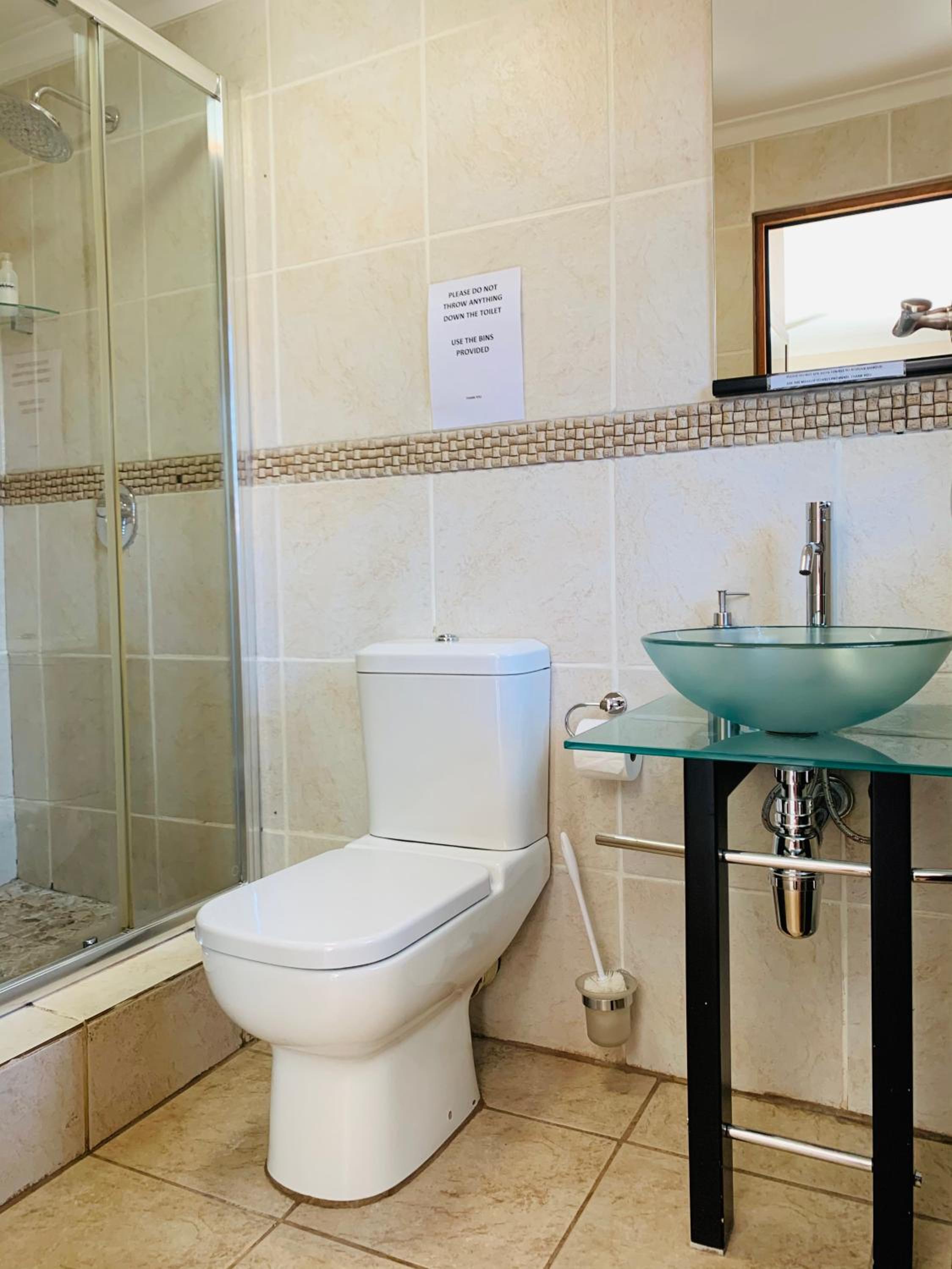Deluxe Double or Twin Room with Pool View - Photo 2