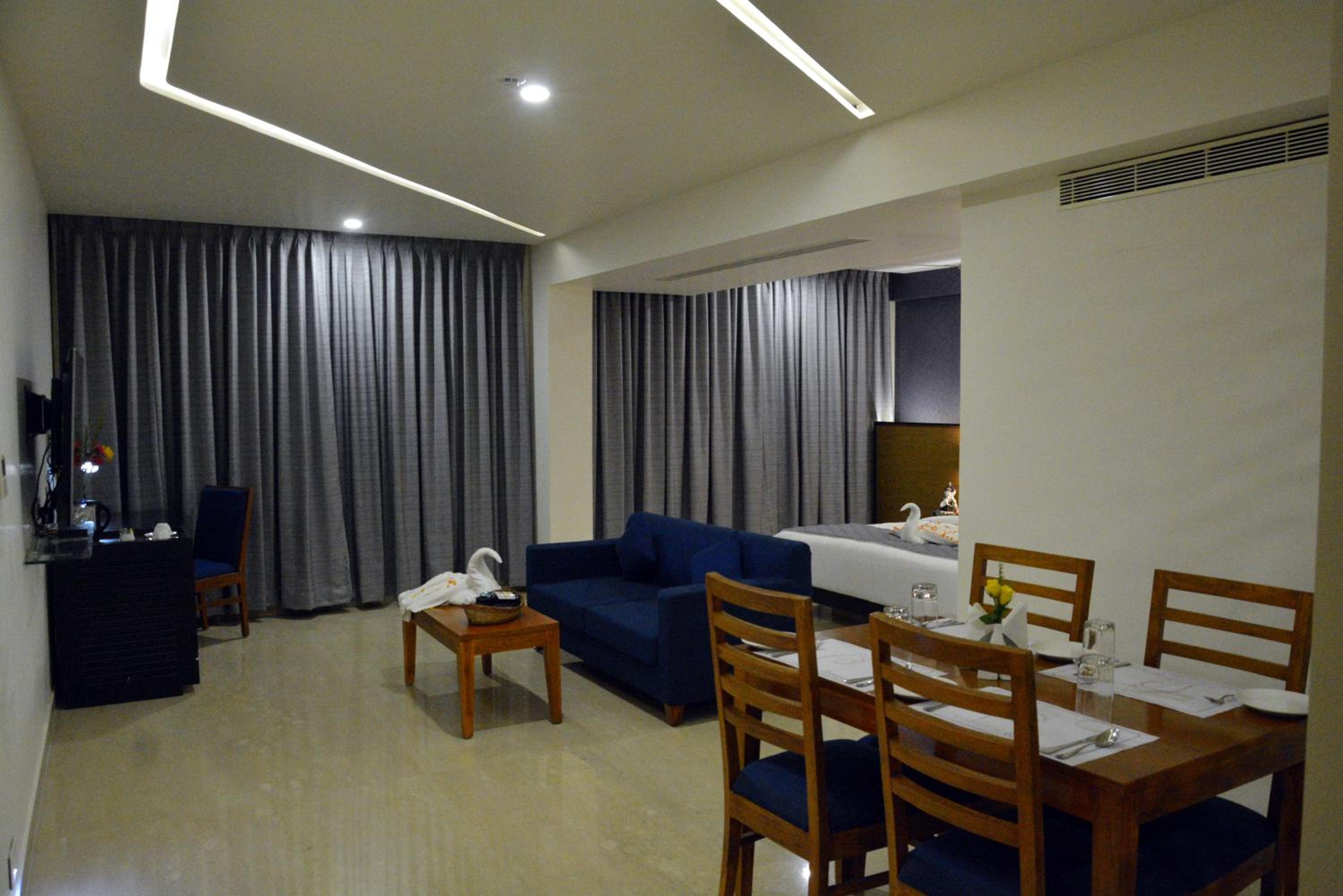 King Suite photo 3
