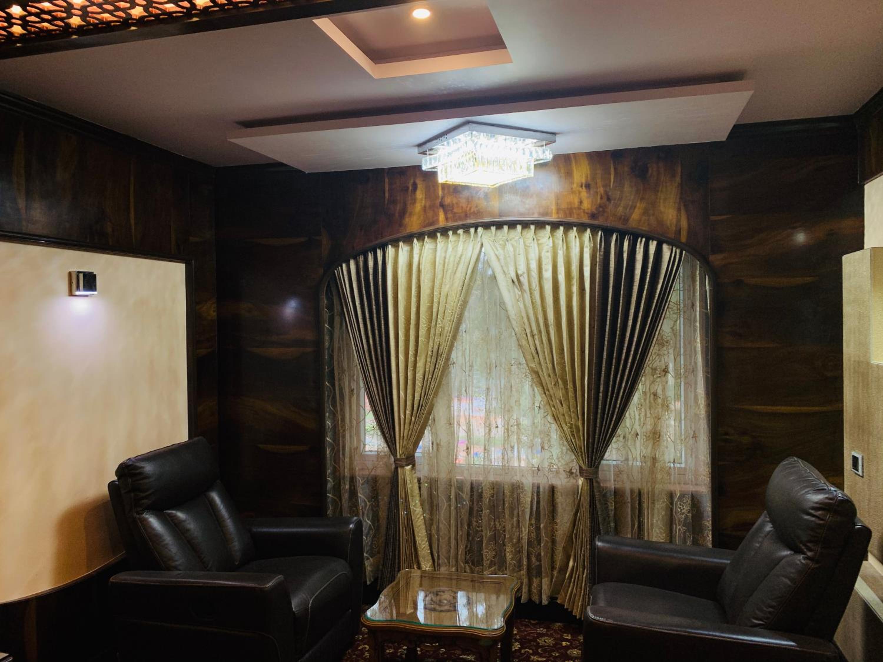 King Suite photo 2