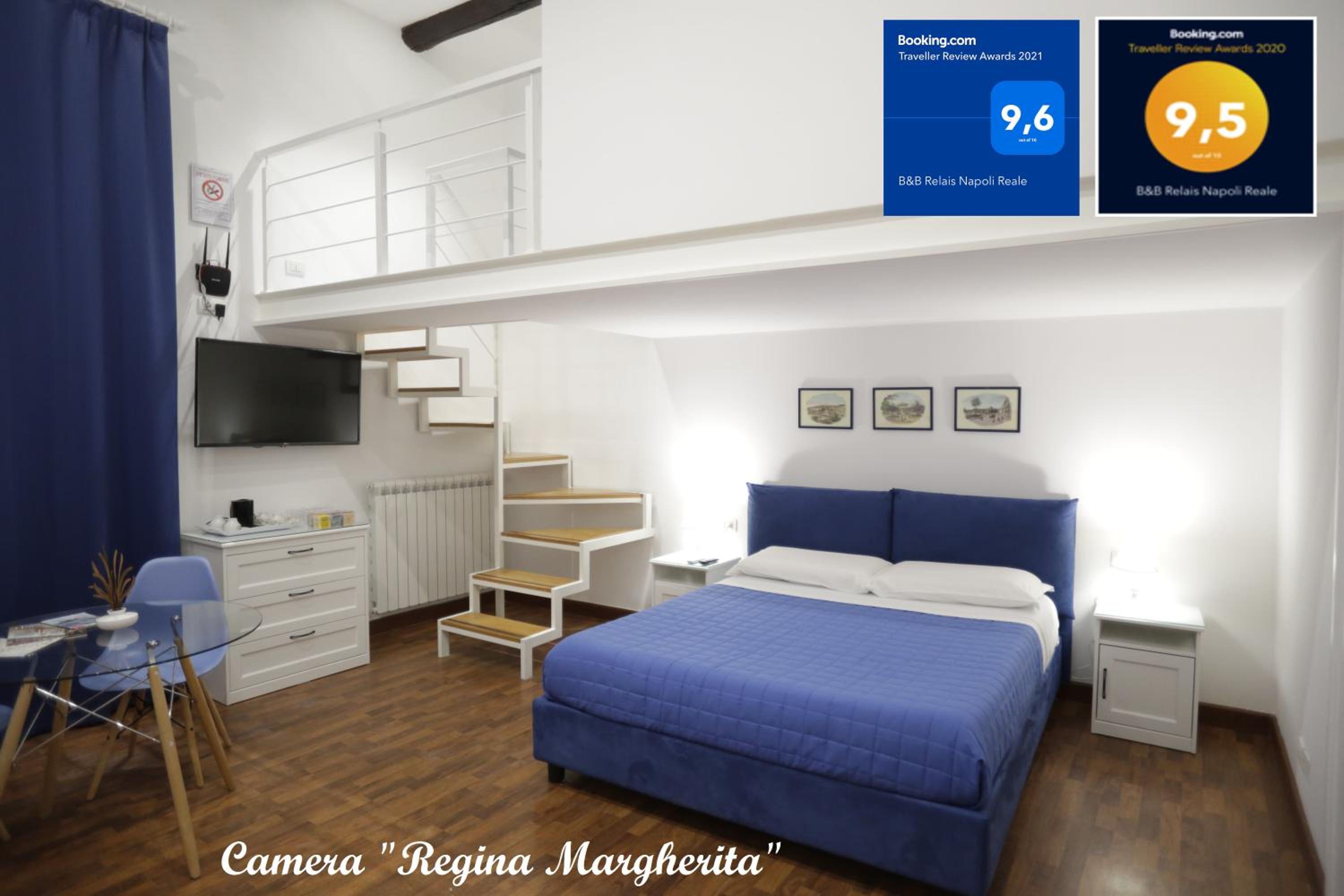 Quadruple Room with Private Bathroom