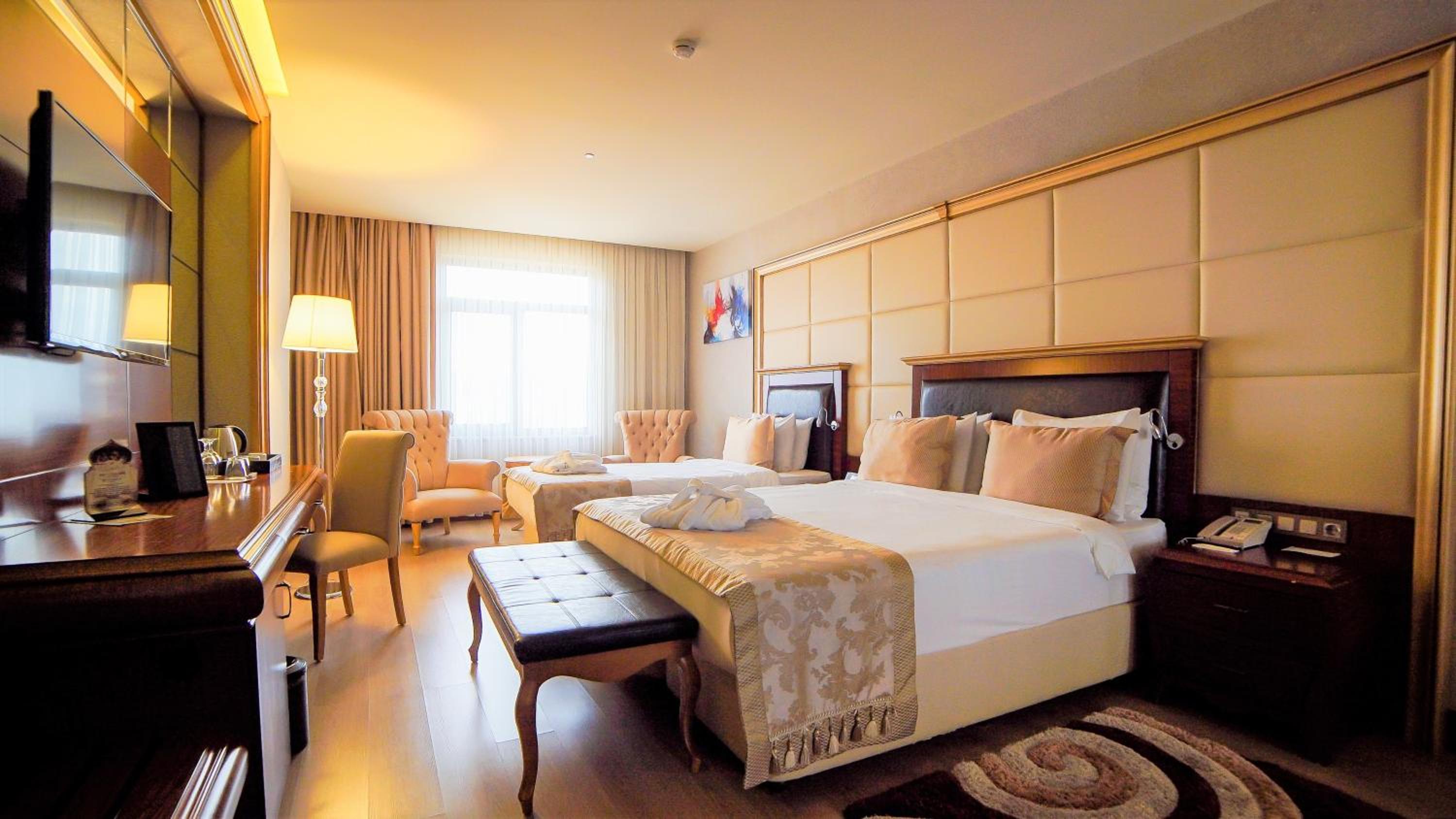 Deluxe Triple Room photo 1