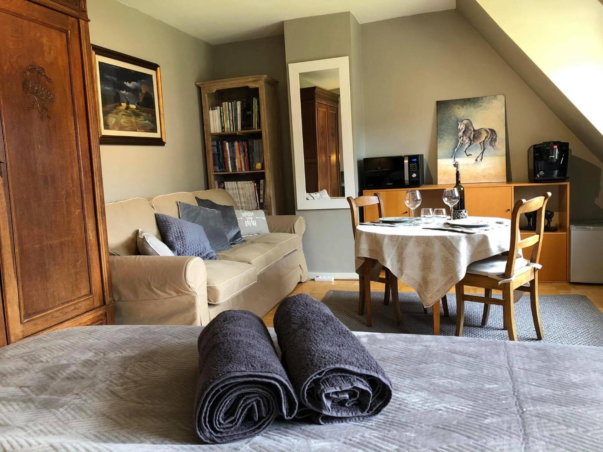 Deluxe Double Room with Lake View photo 2