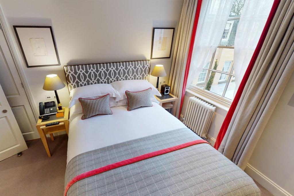 Small Double Room photo 2