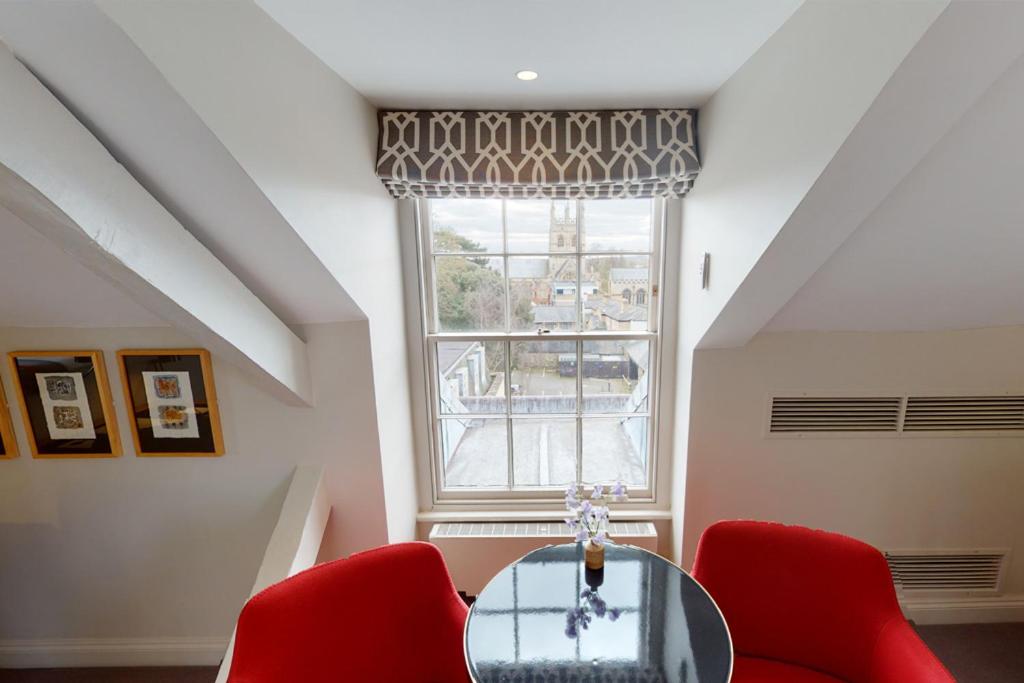 King Room with Balcony photo 2