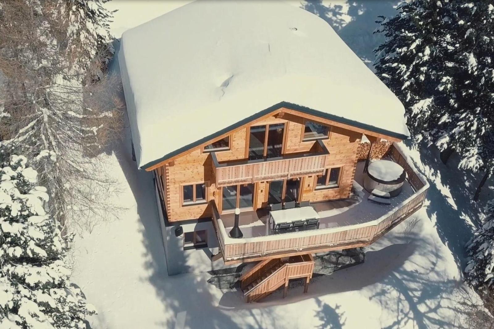 Superior Chalet photo 2