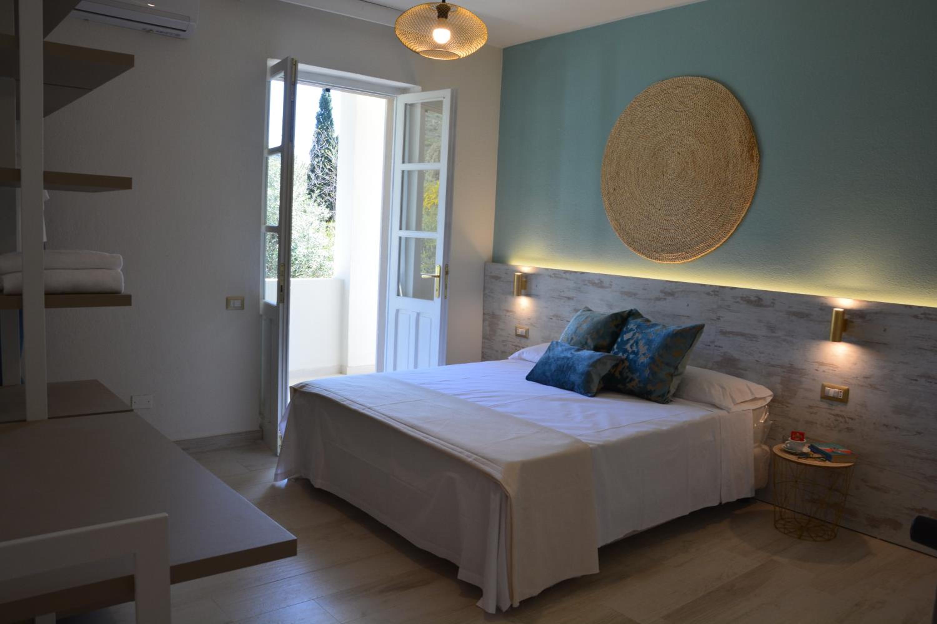 Standard Double Room - Photo 3