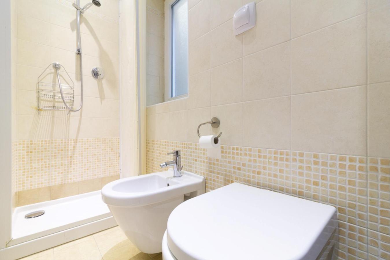 Budget Room with Shared Bathroom photo 3