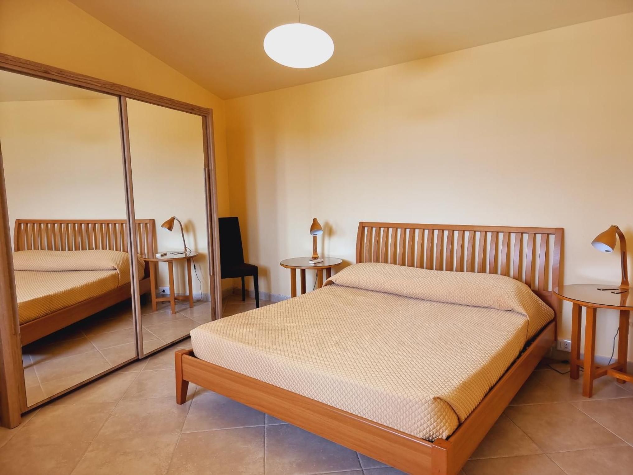 Three-Bedroom Villa with Patio (6 Adults)