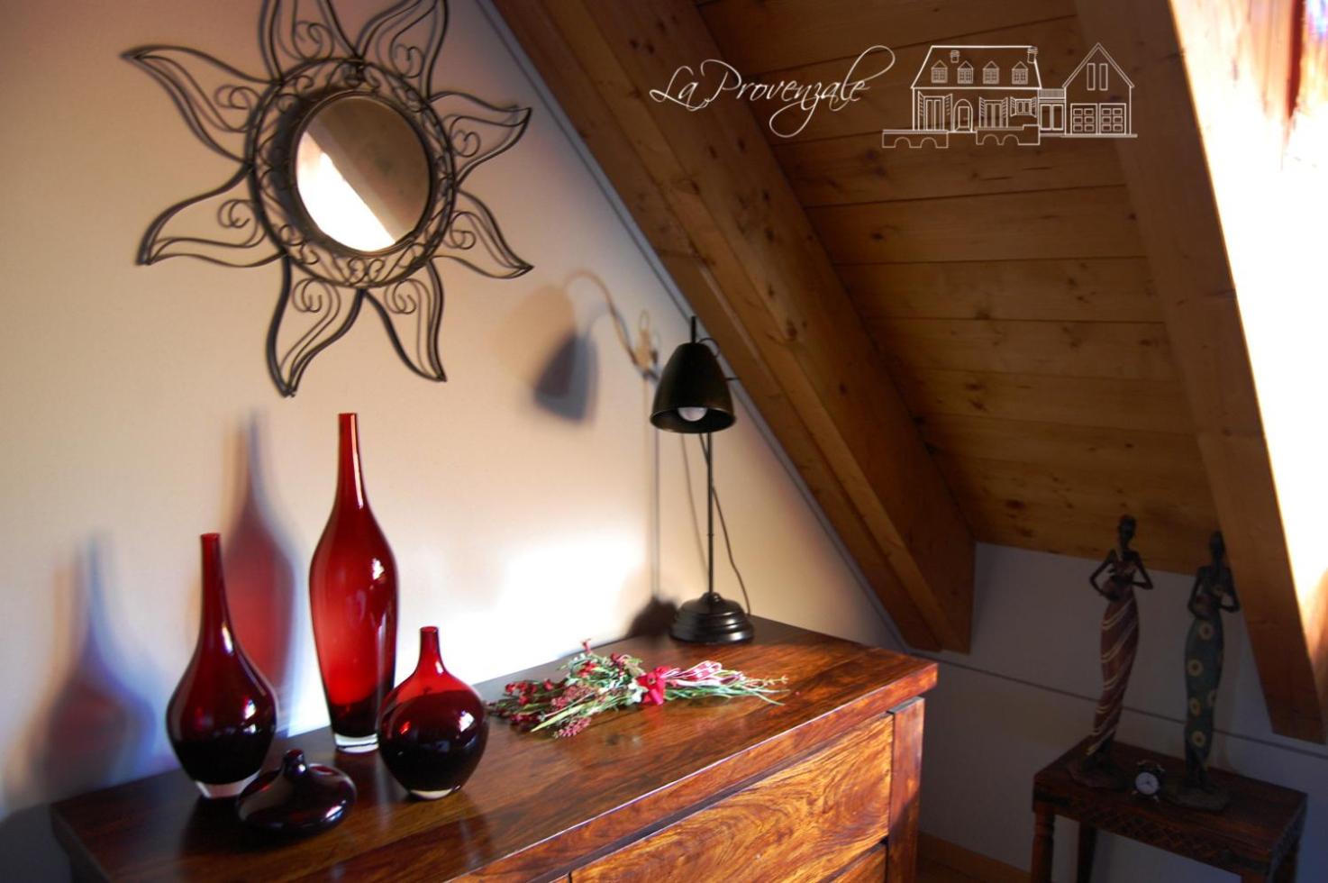 Large Double Room photo 3