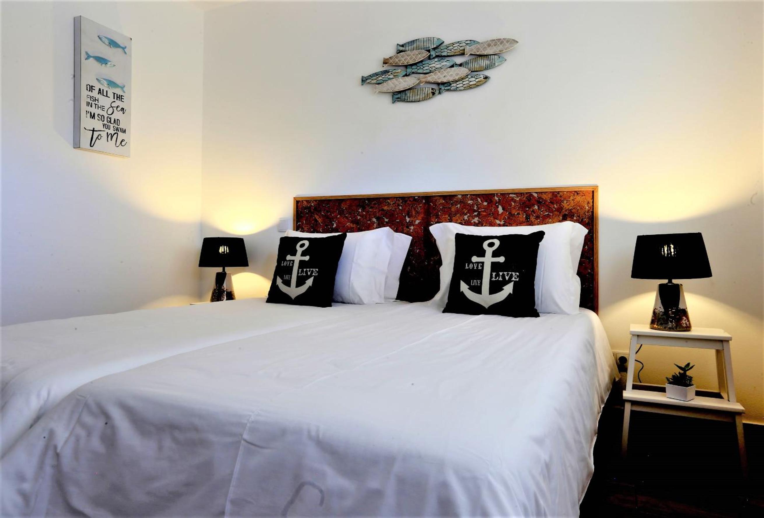 Twin Room - Disability Access - Photo 1