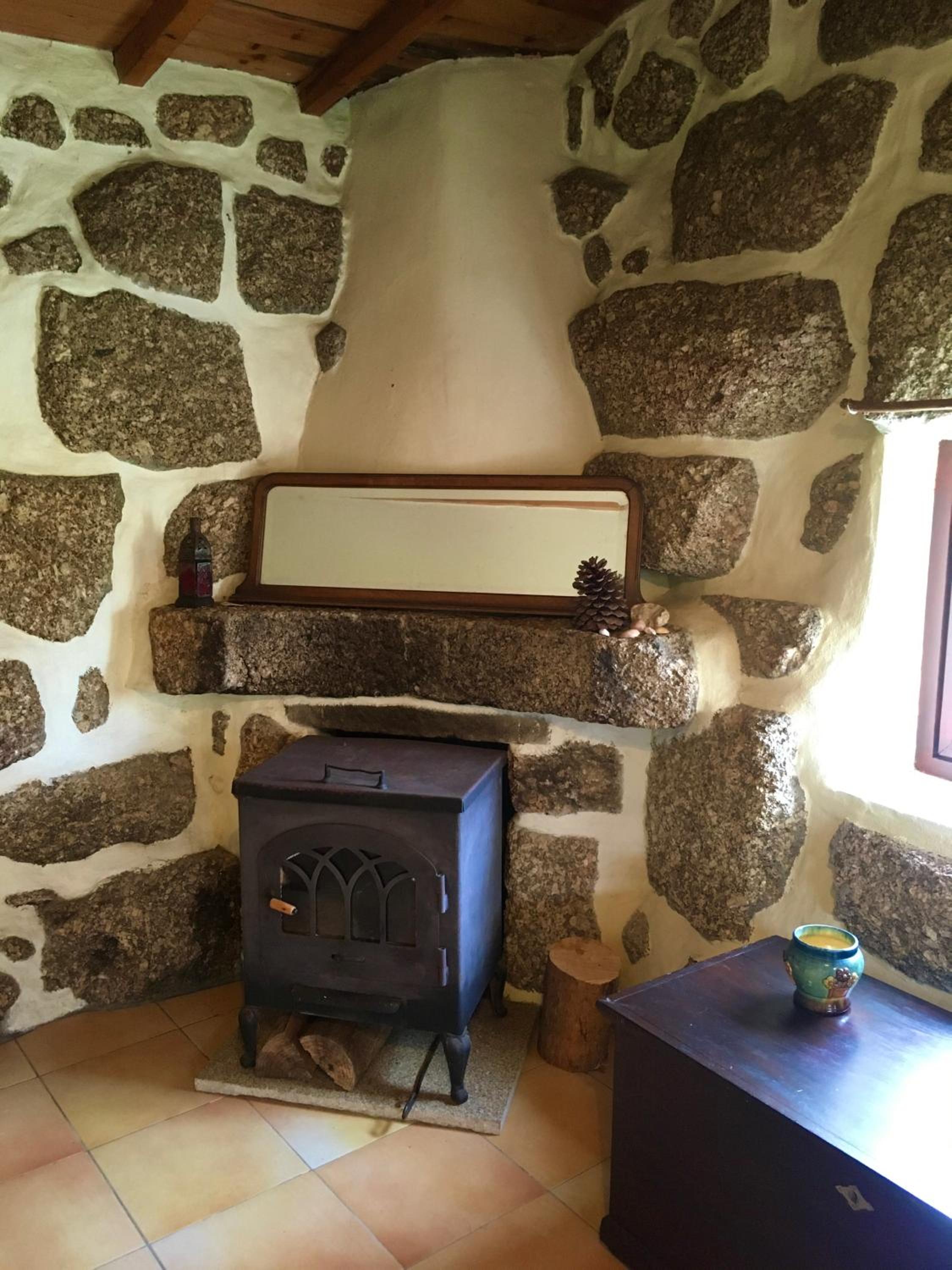 One-Bedroom House - Photo 14