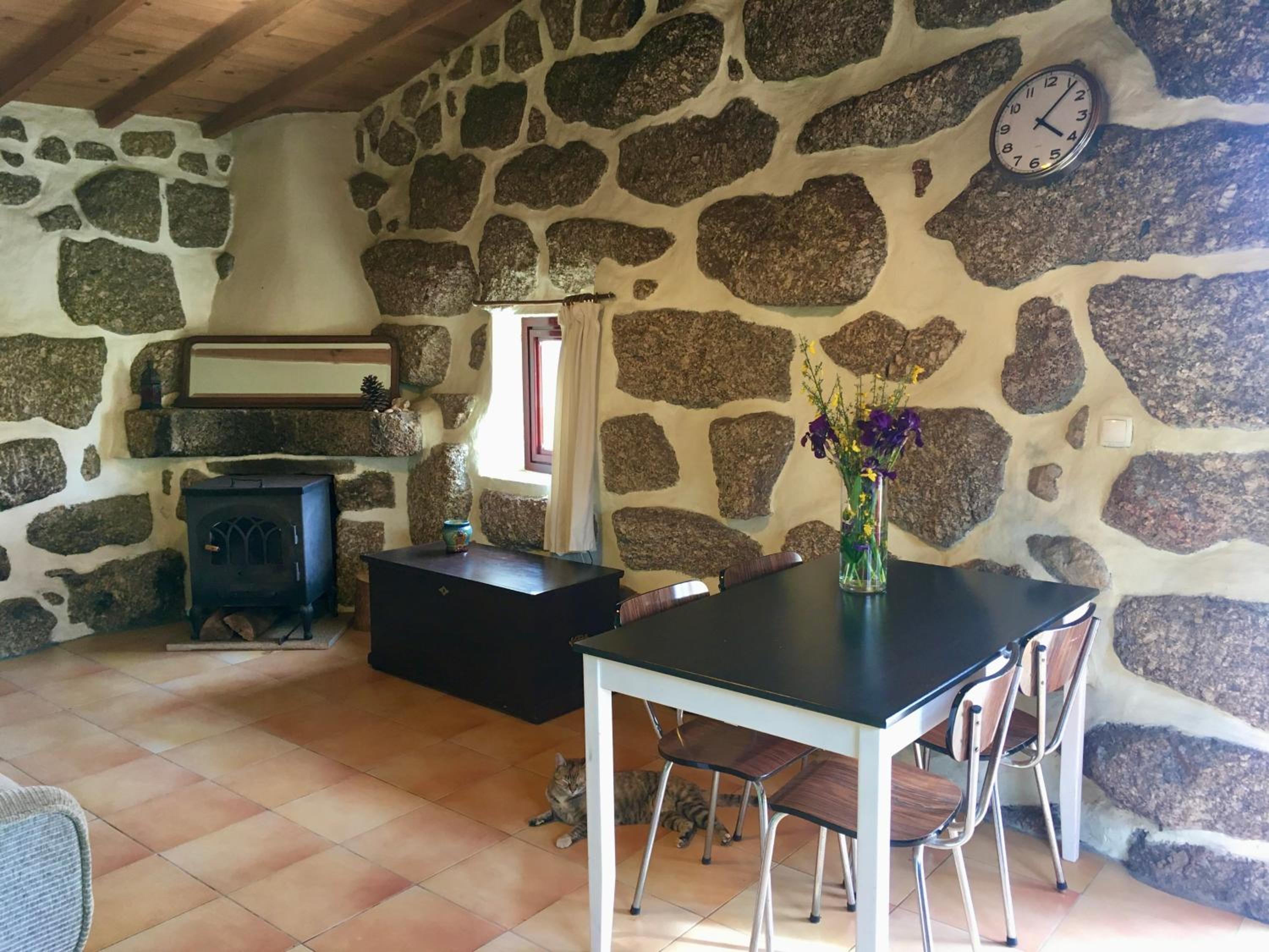 One-Bedroom House - Photo 10