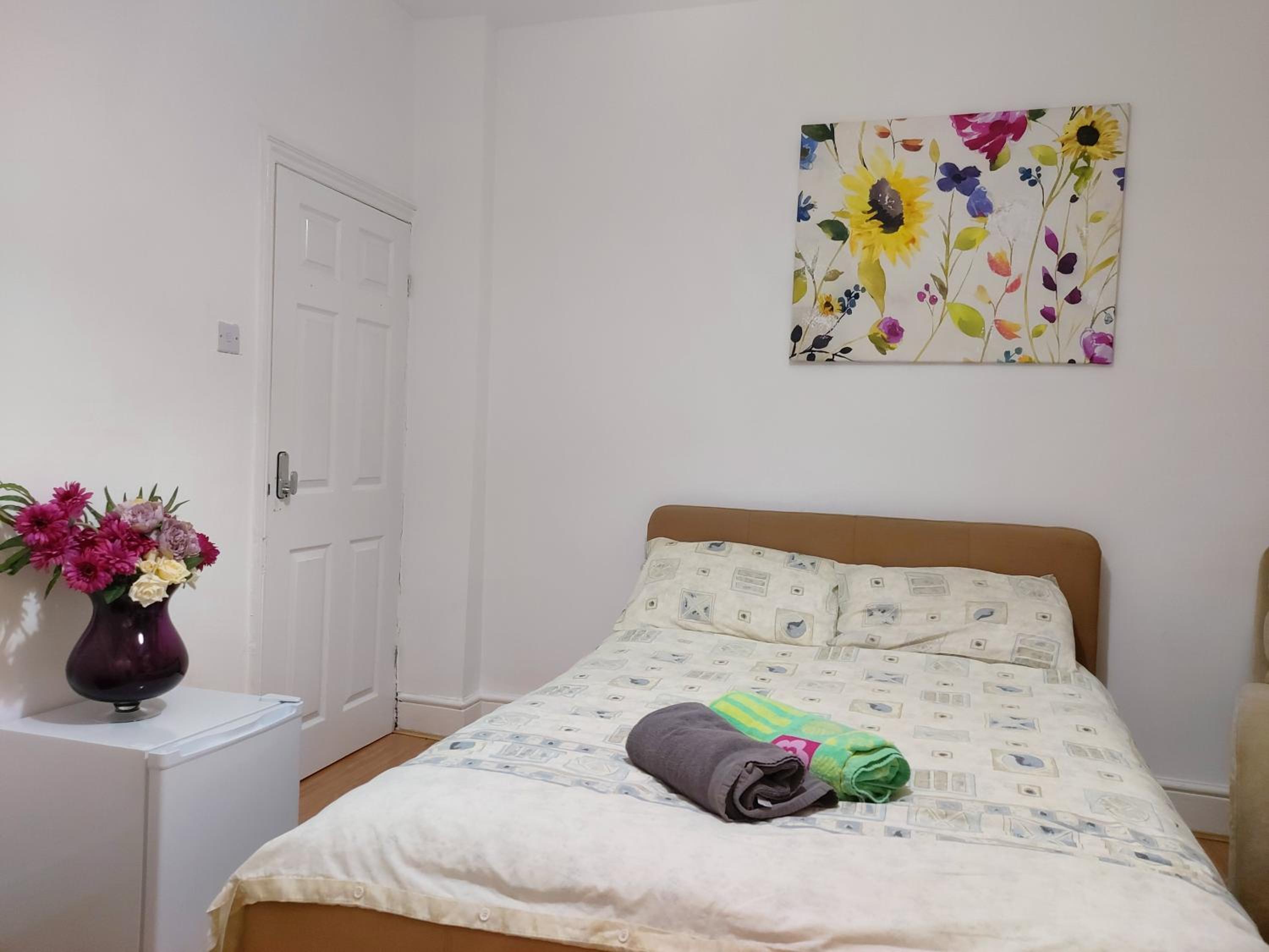 Deluxe Suite - Photo 5