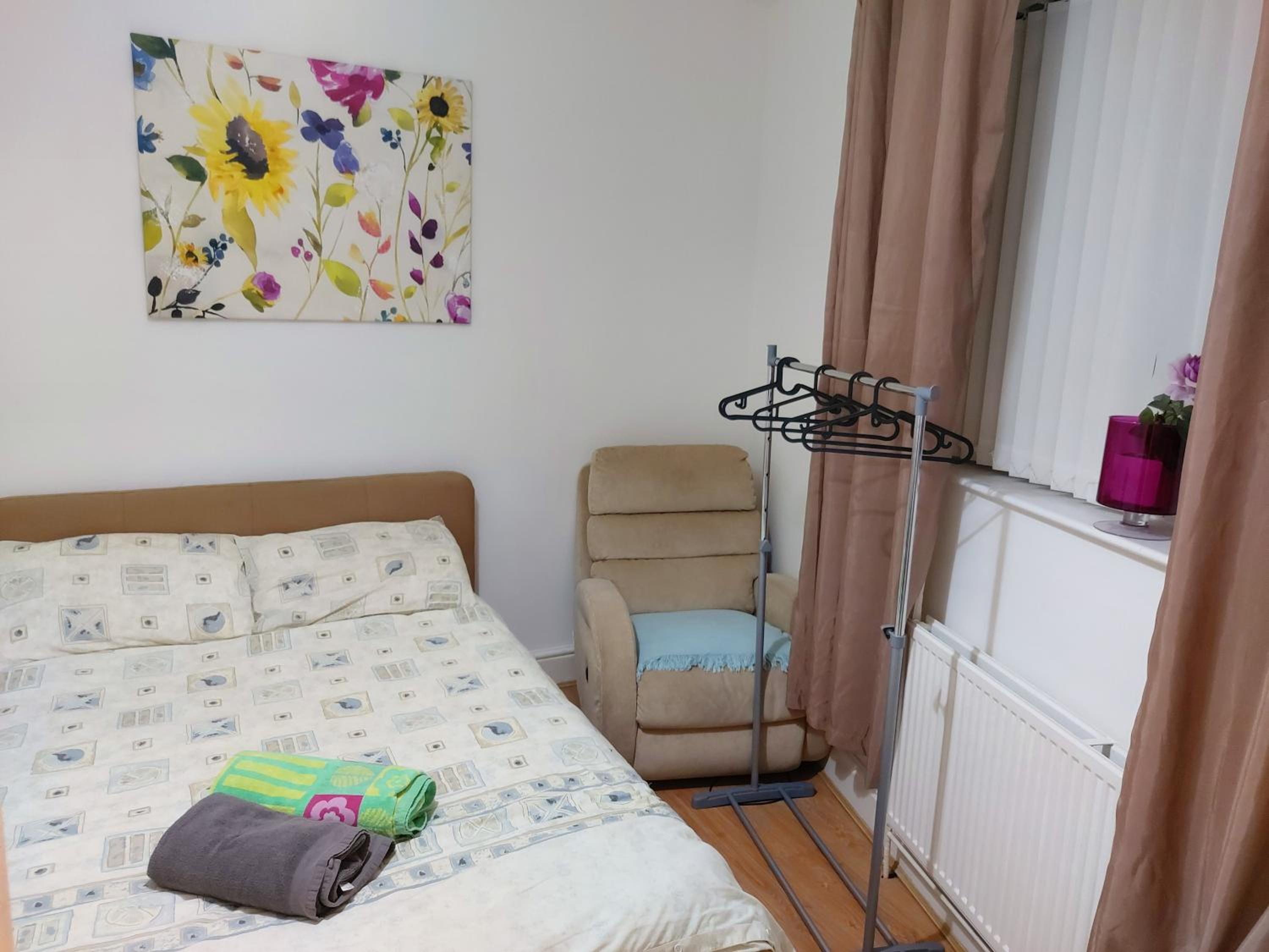 Deluxe Suite - Photo 6
