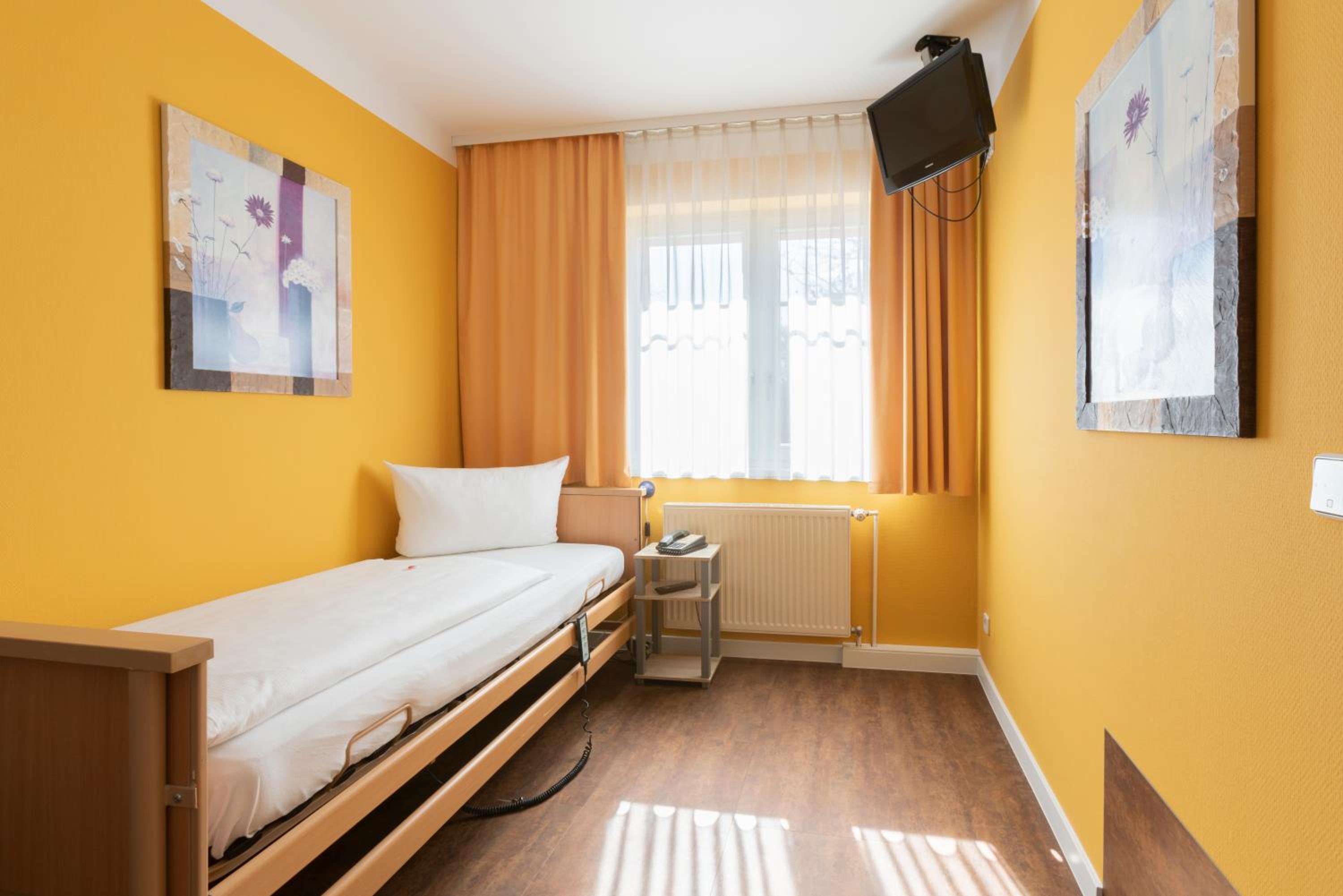 Standard Single Room photo 3