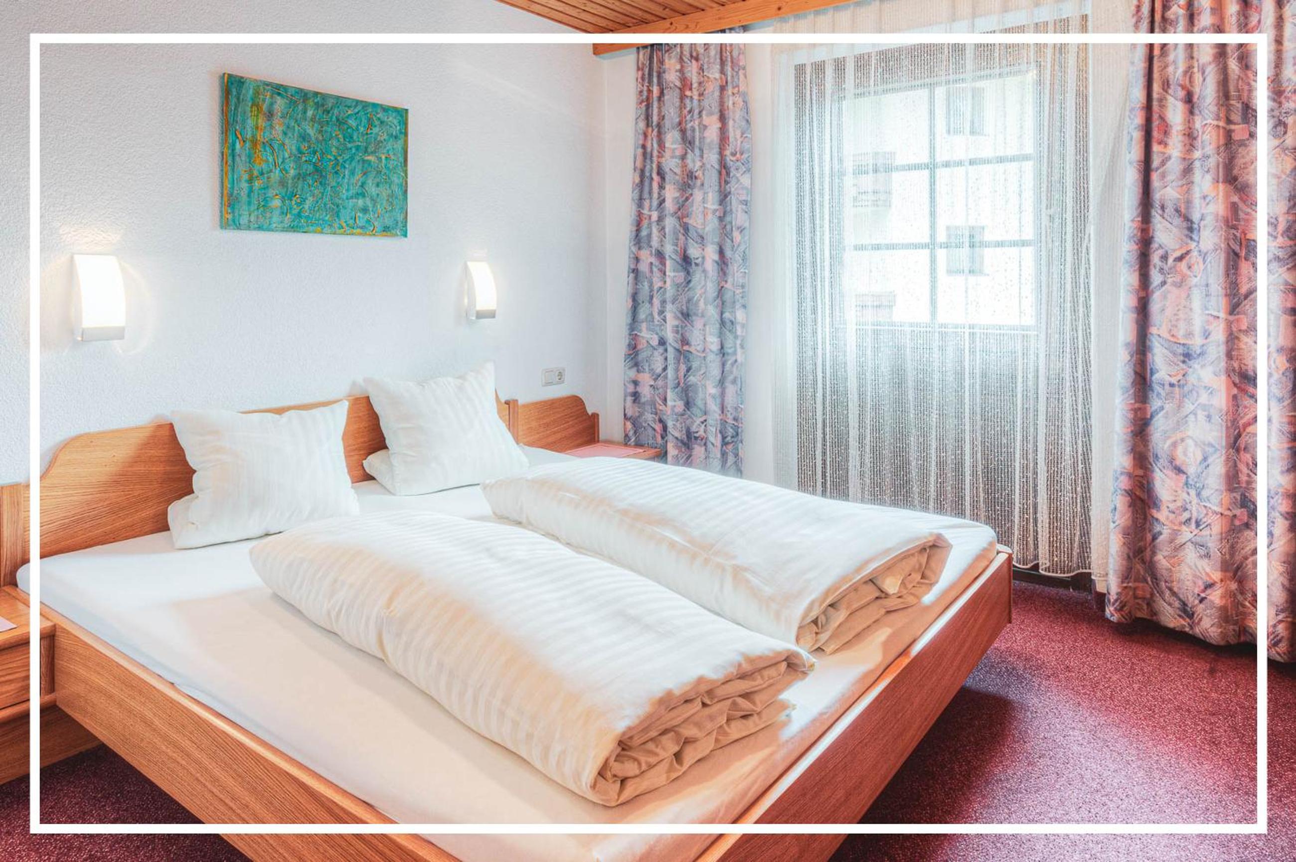 Two-Bedroom Apartment with Balcony photo 2