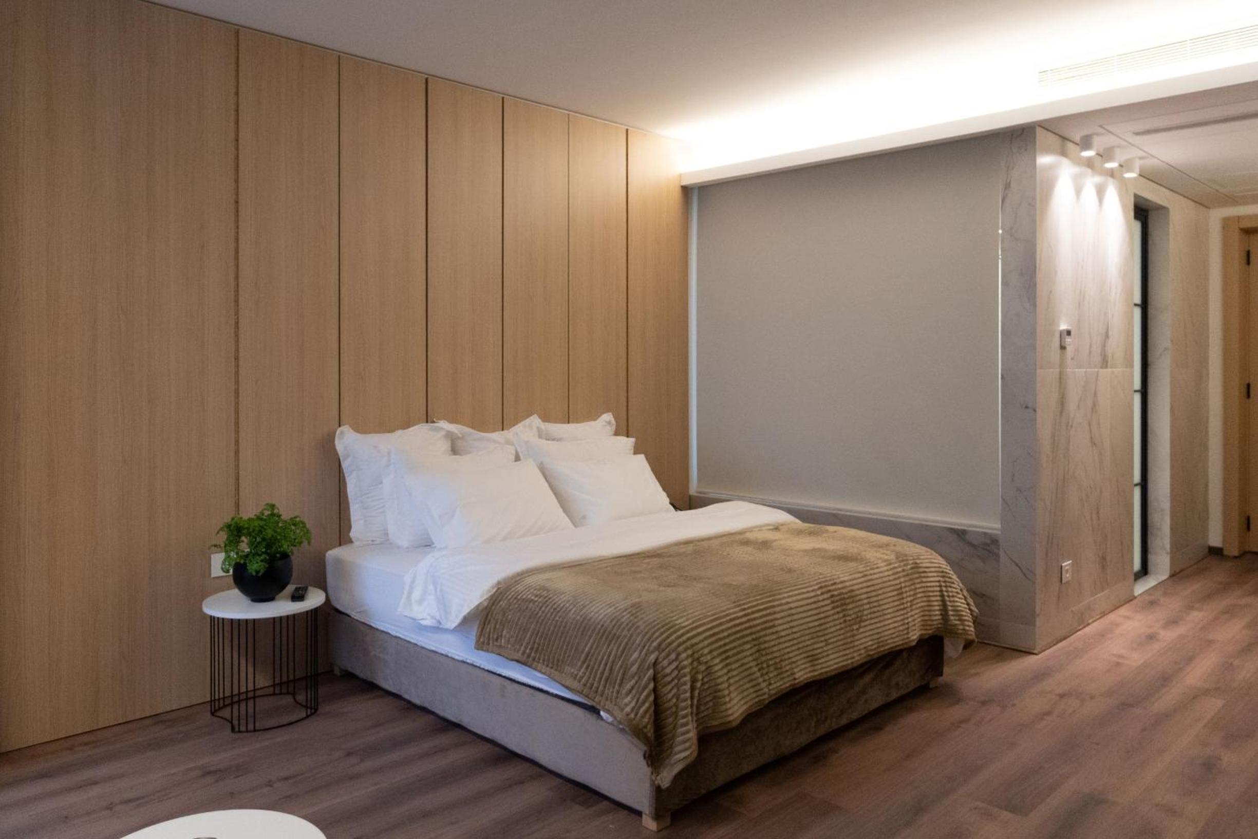 Junior Suite with Balcony photo 1
