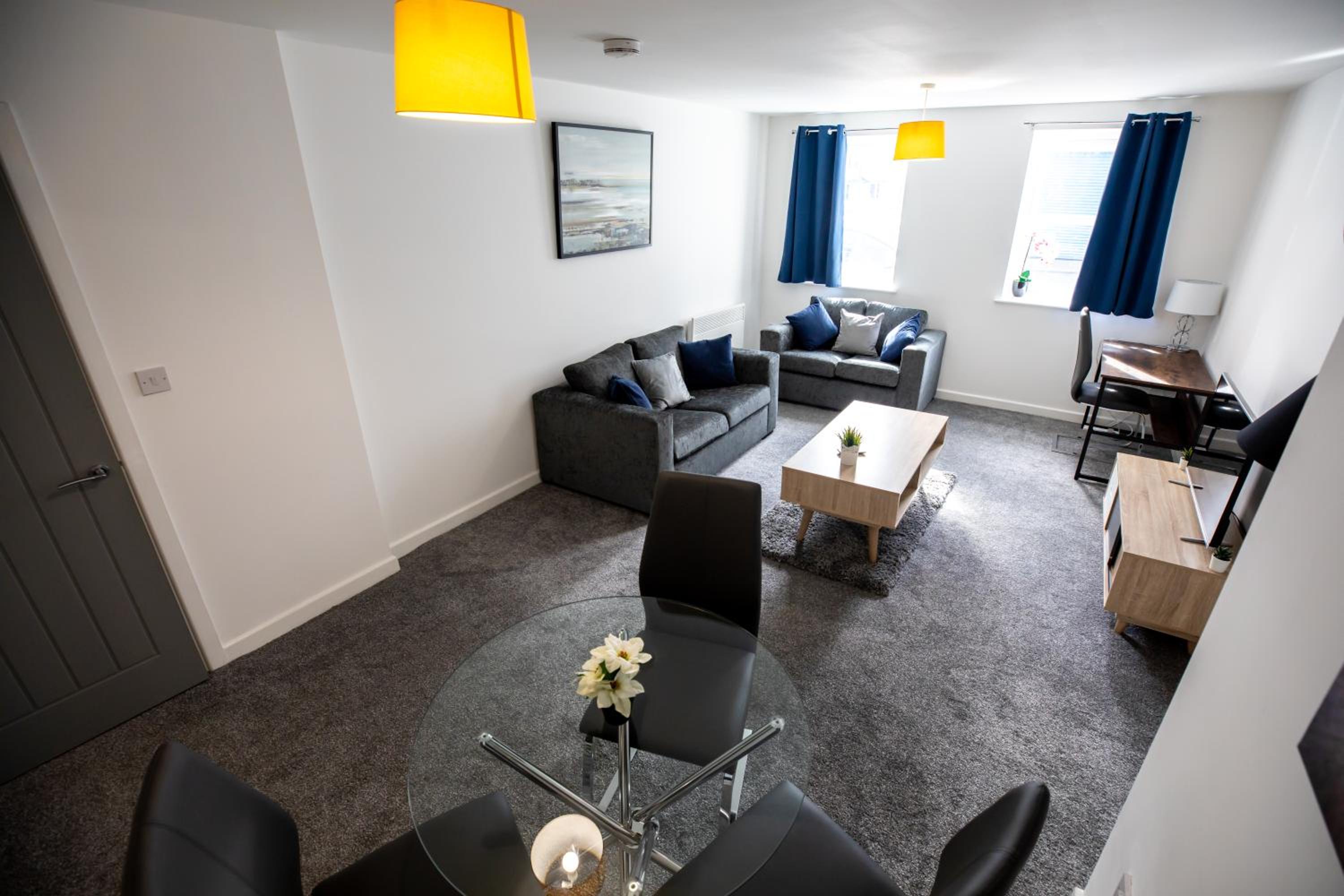 One-Bedroom Apartment