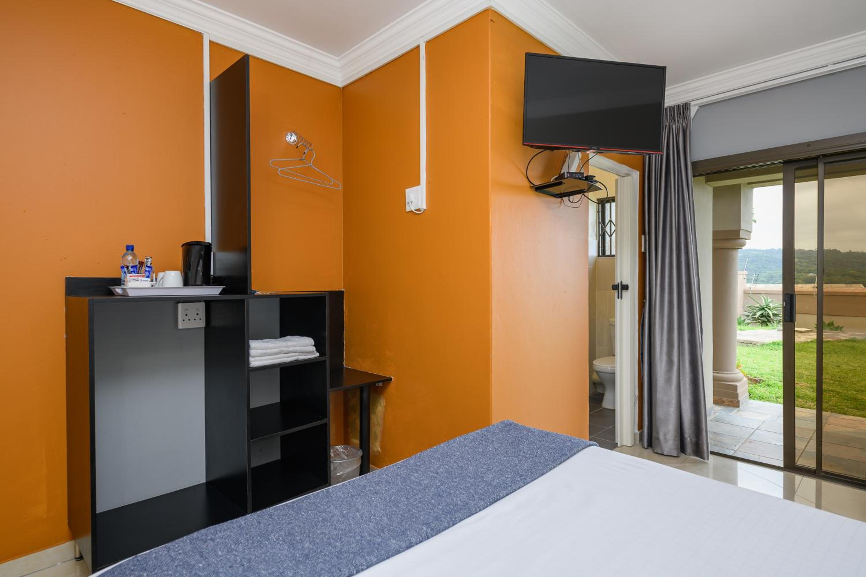 Deluxe Double Room - Photo 3