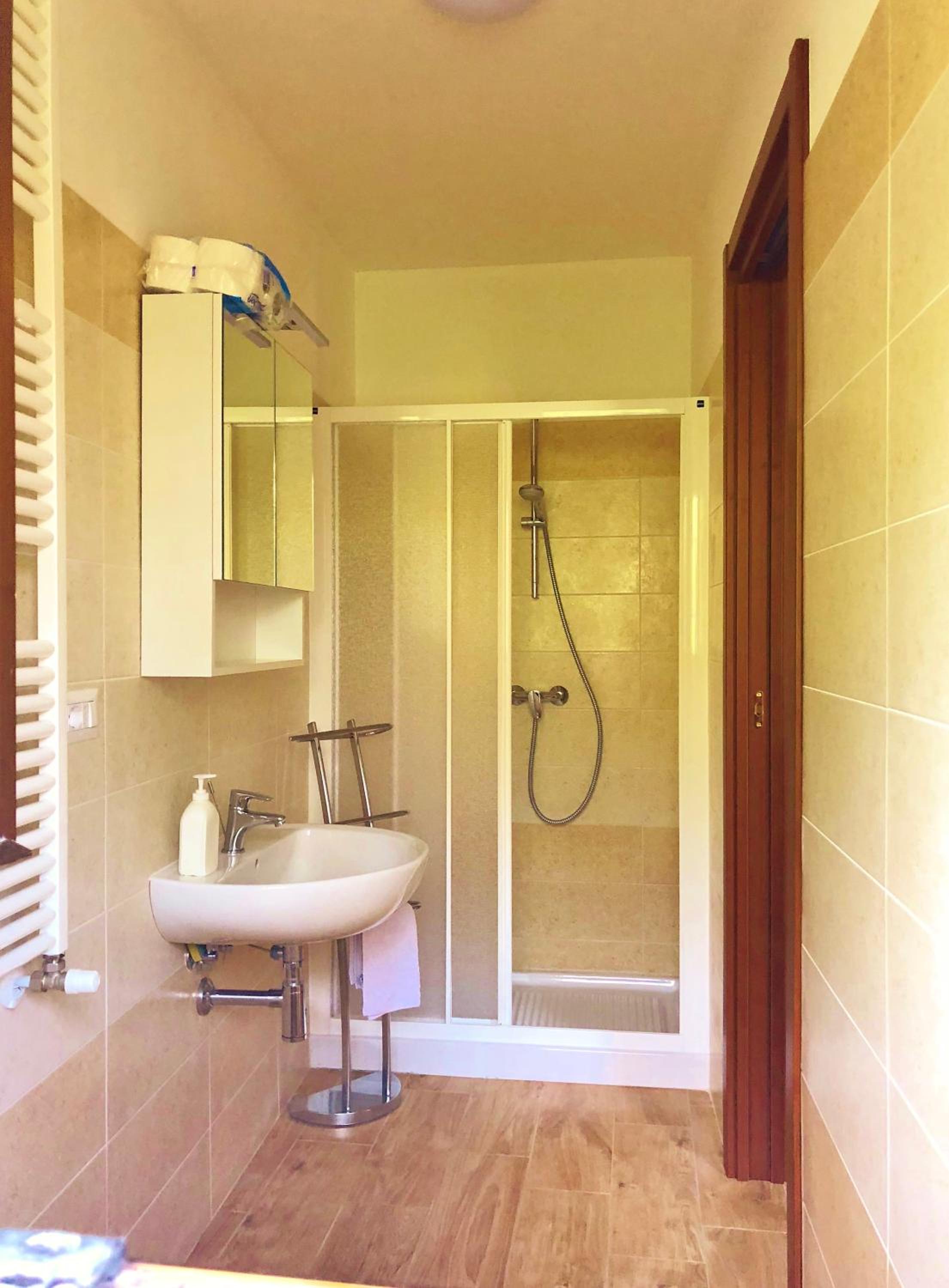 One-Bedroom House - Photo 3