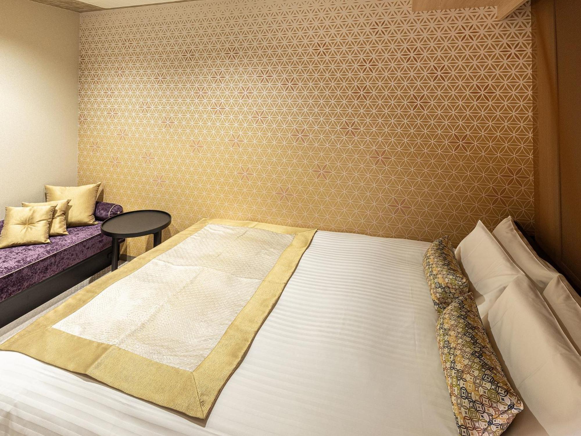 Deluxe Double Room - Photo 8