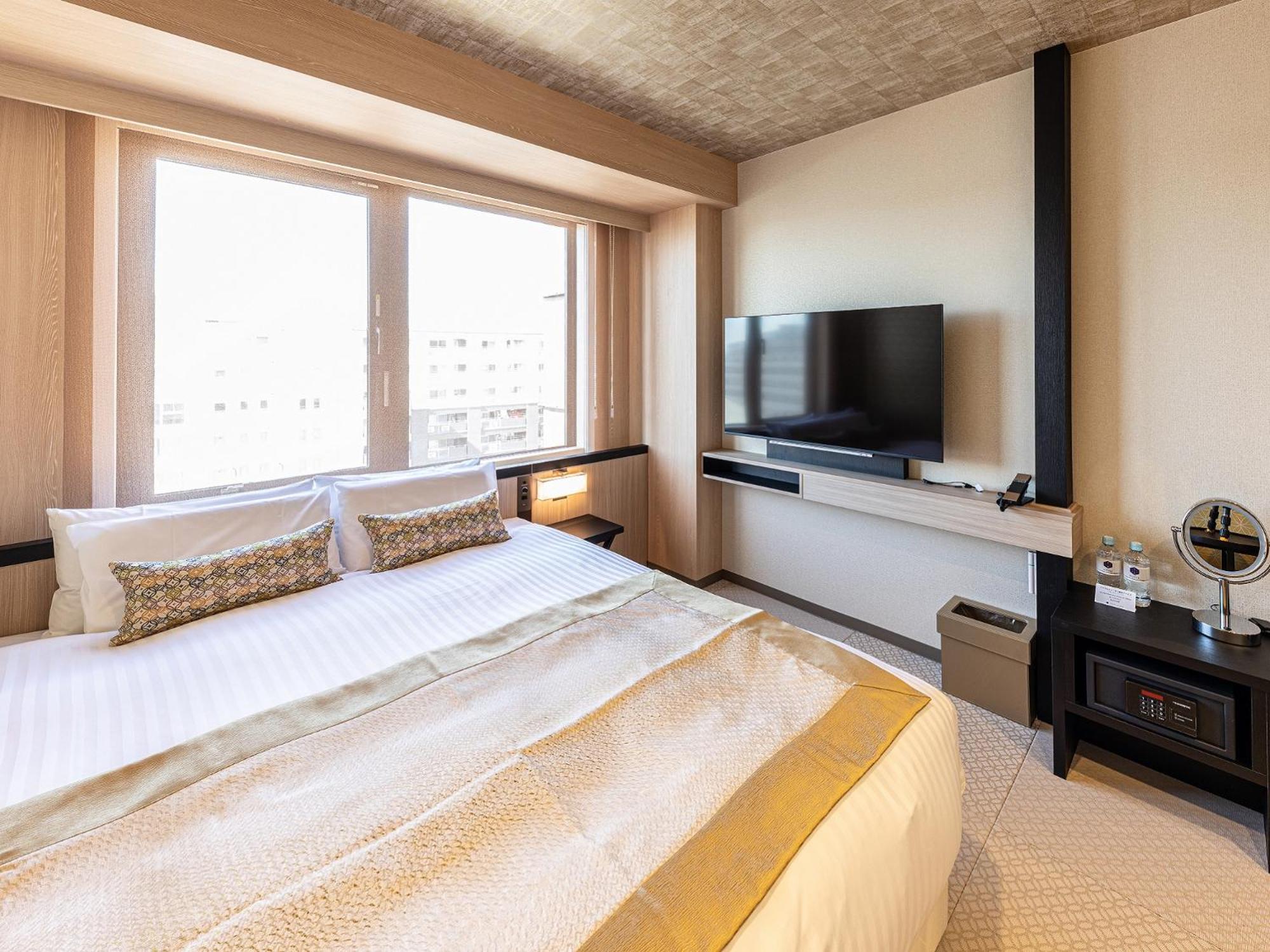Deluxe Double Room - Photo 9