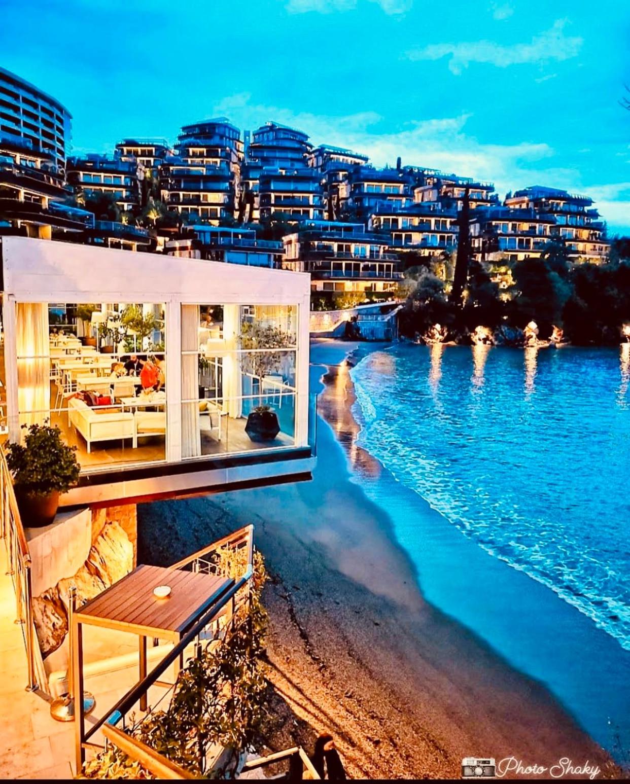 Suite with Sea View